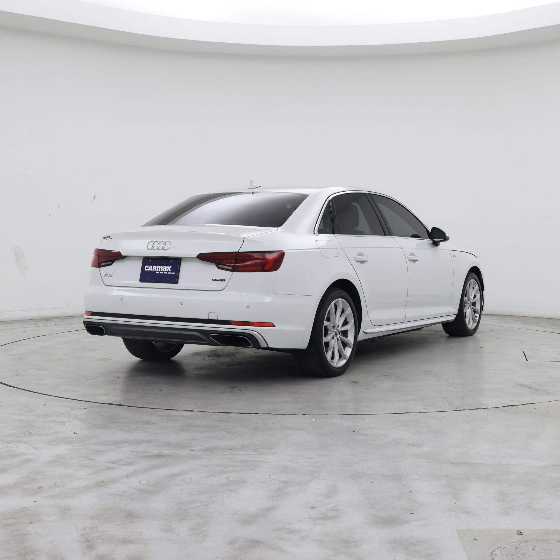 Thumbnail: 2019 Audi A4 - 8