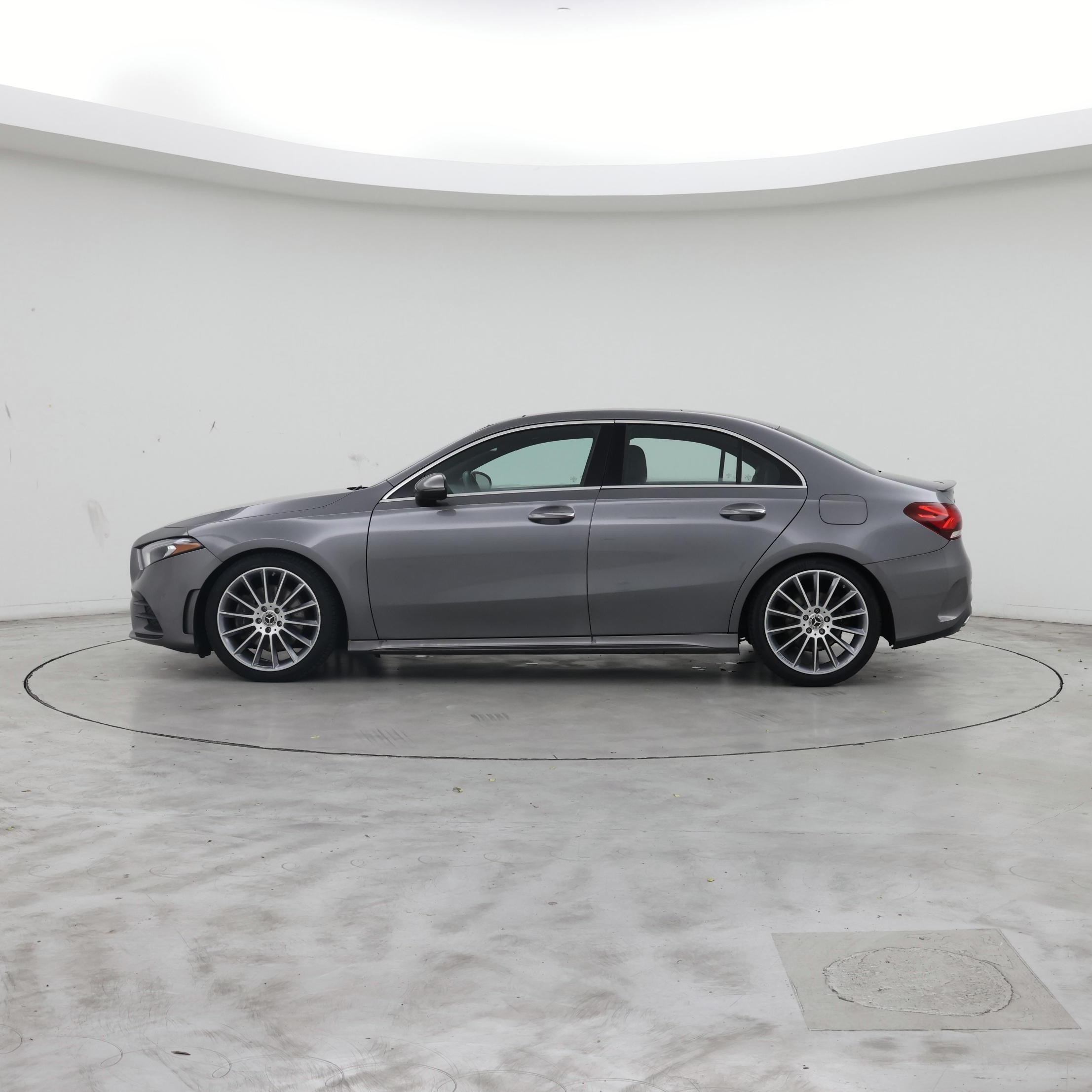 Thumbnail: 2019 Mercedes-Benz A-Class - 3