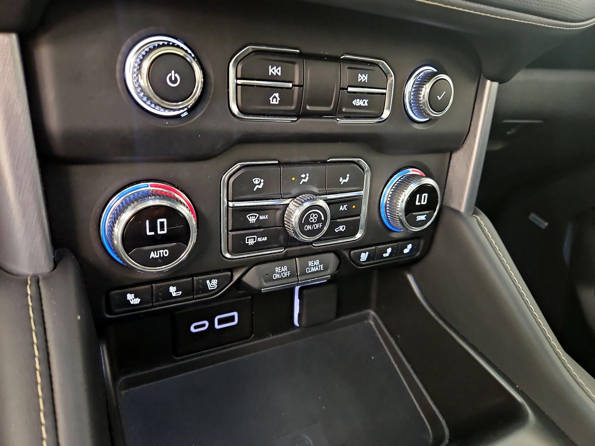 Thumbnail: 2024 GMC Yukon - 17