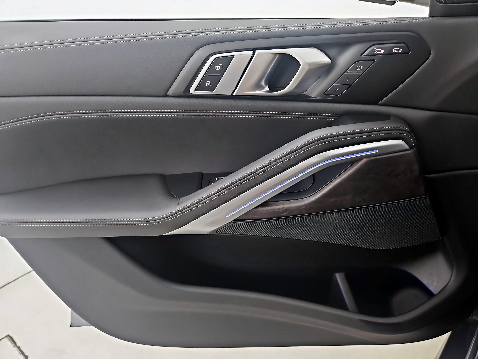 Thumbnail: 2025 BMW X6 - 12