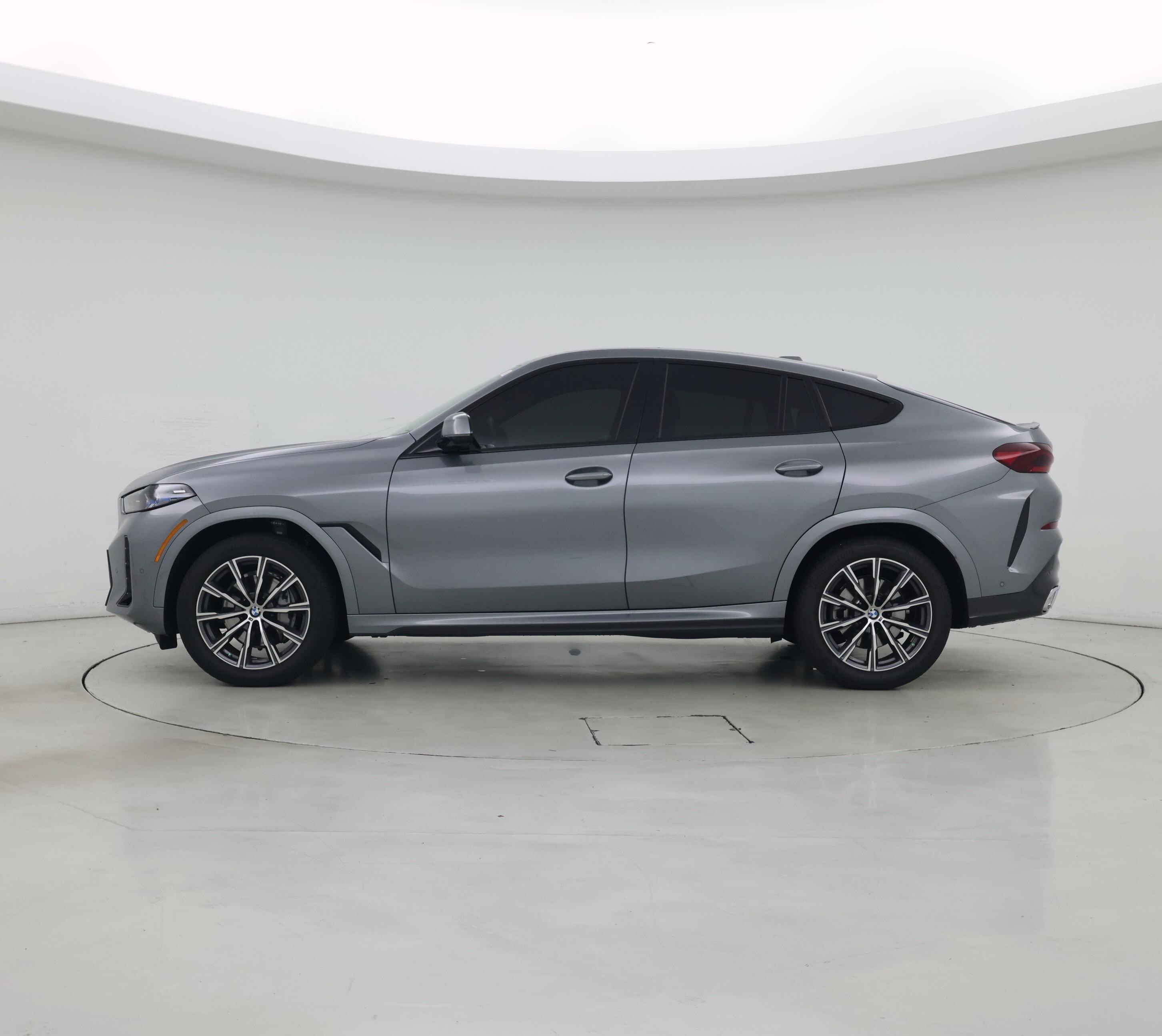 Thumbnail: 2025 BMW X6 - 3