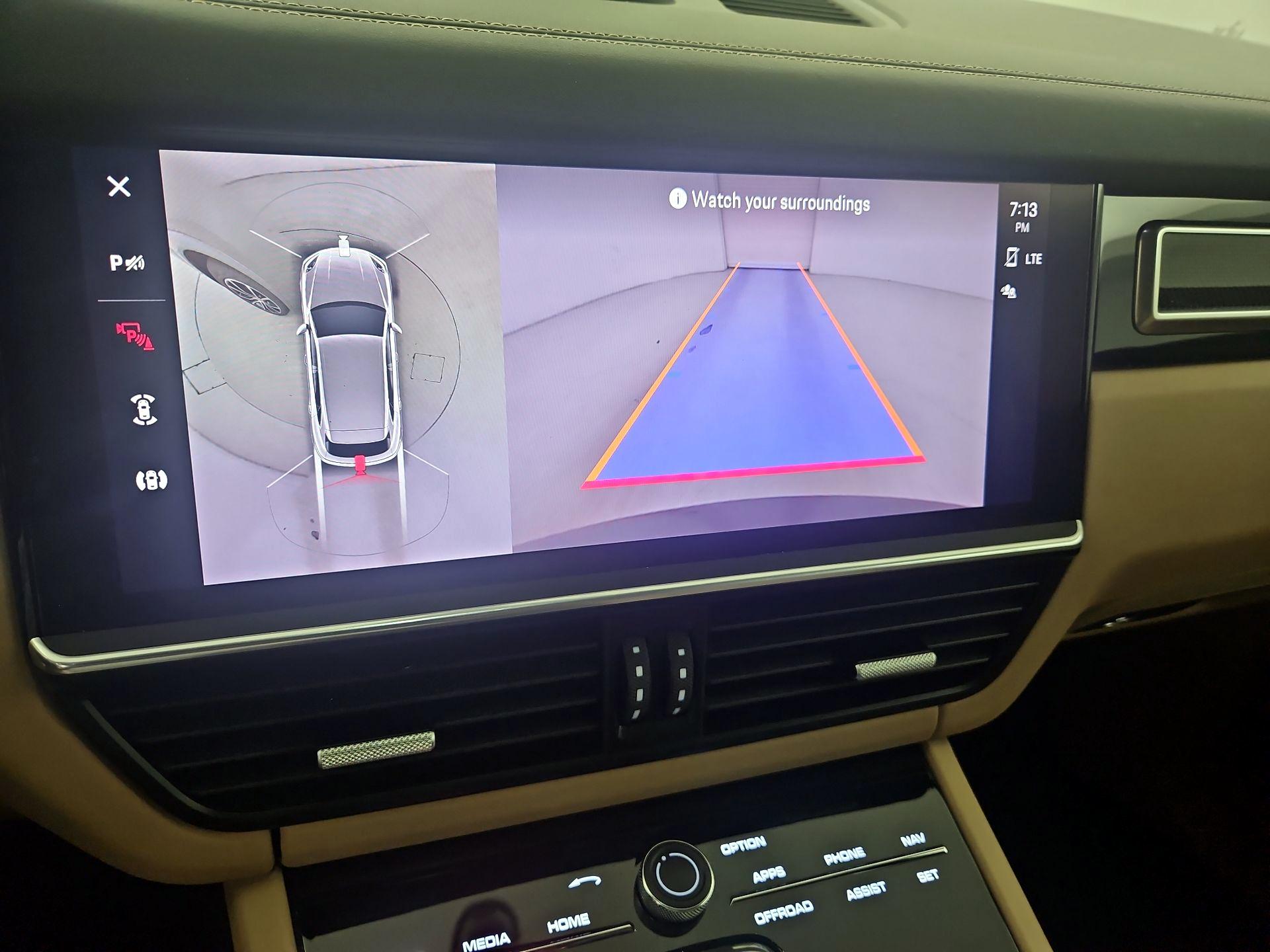 Thumbnail: 2023 Porsche Cayenne - 13