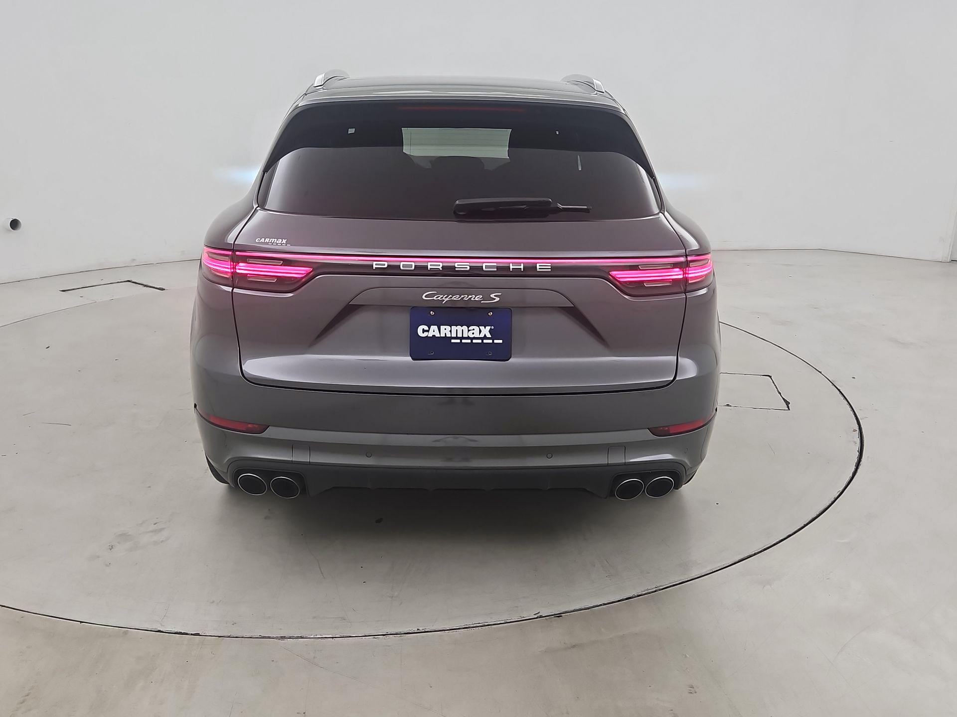 Thumbnail: 2023 Porsche Cayenne - 6