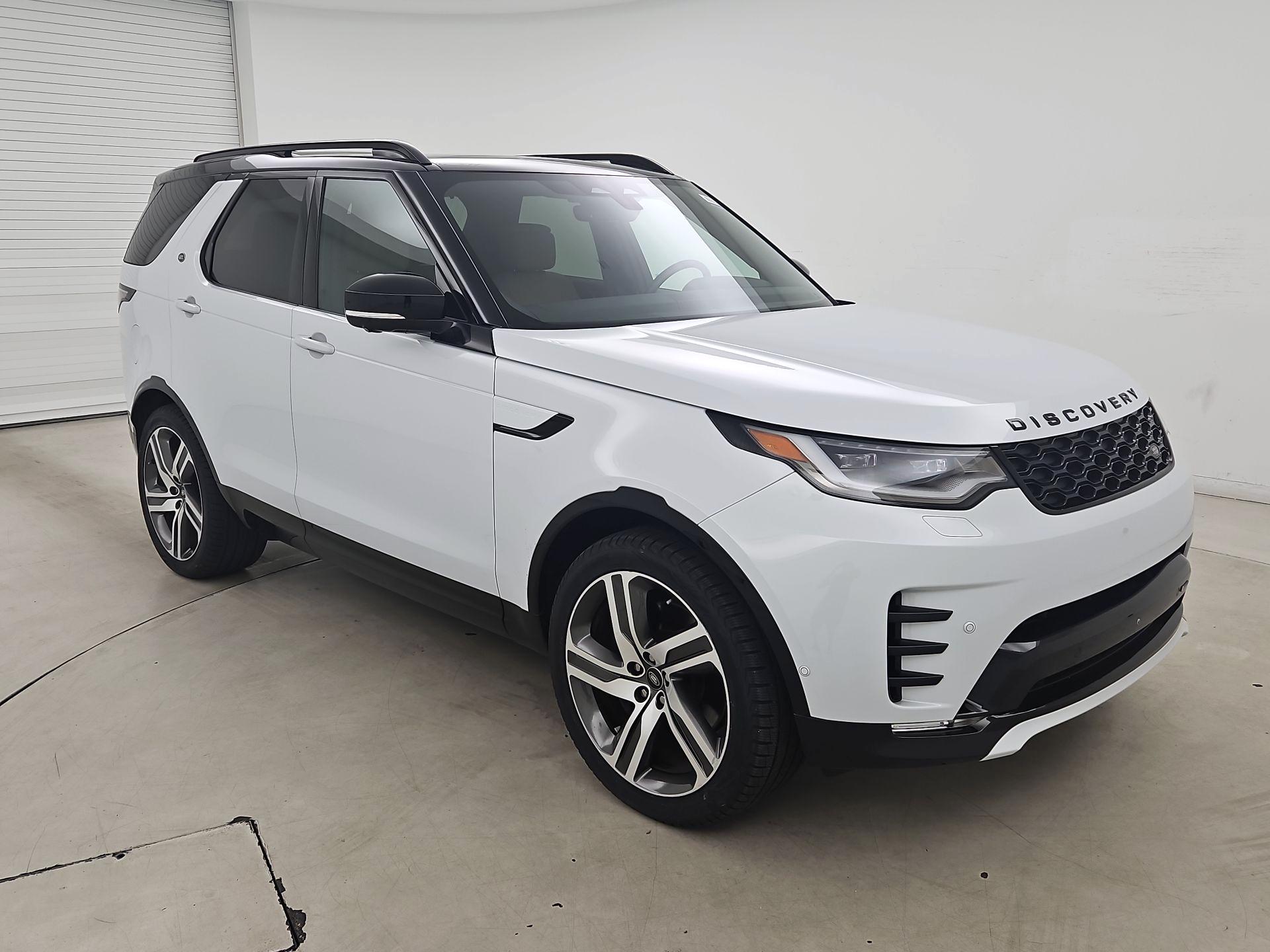 Thumbnail: 2023 Land Rover Discovery - 1