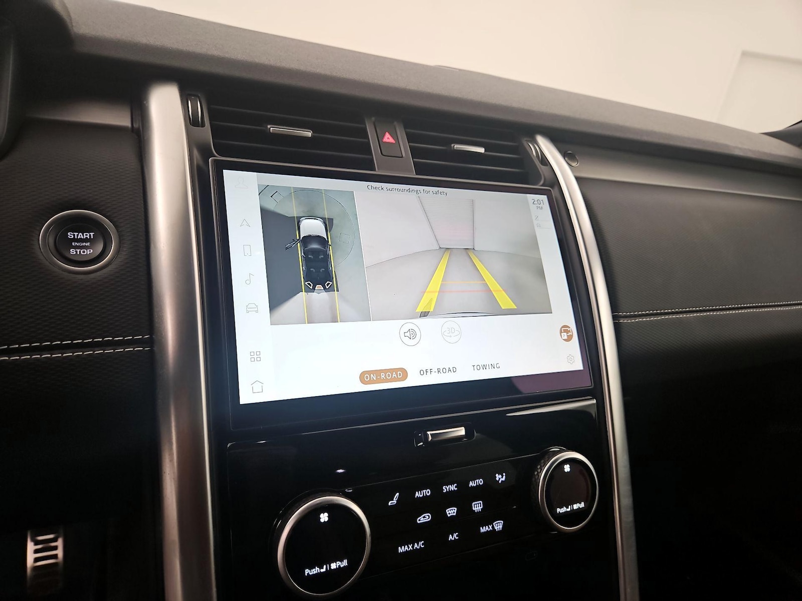 2023 Land Rover Discovery HSE R Dynamic - Photo 14