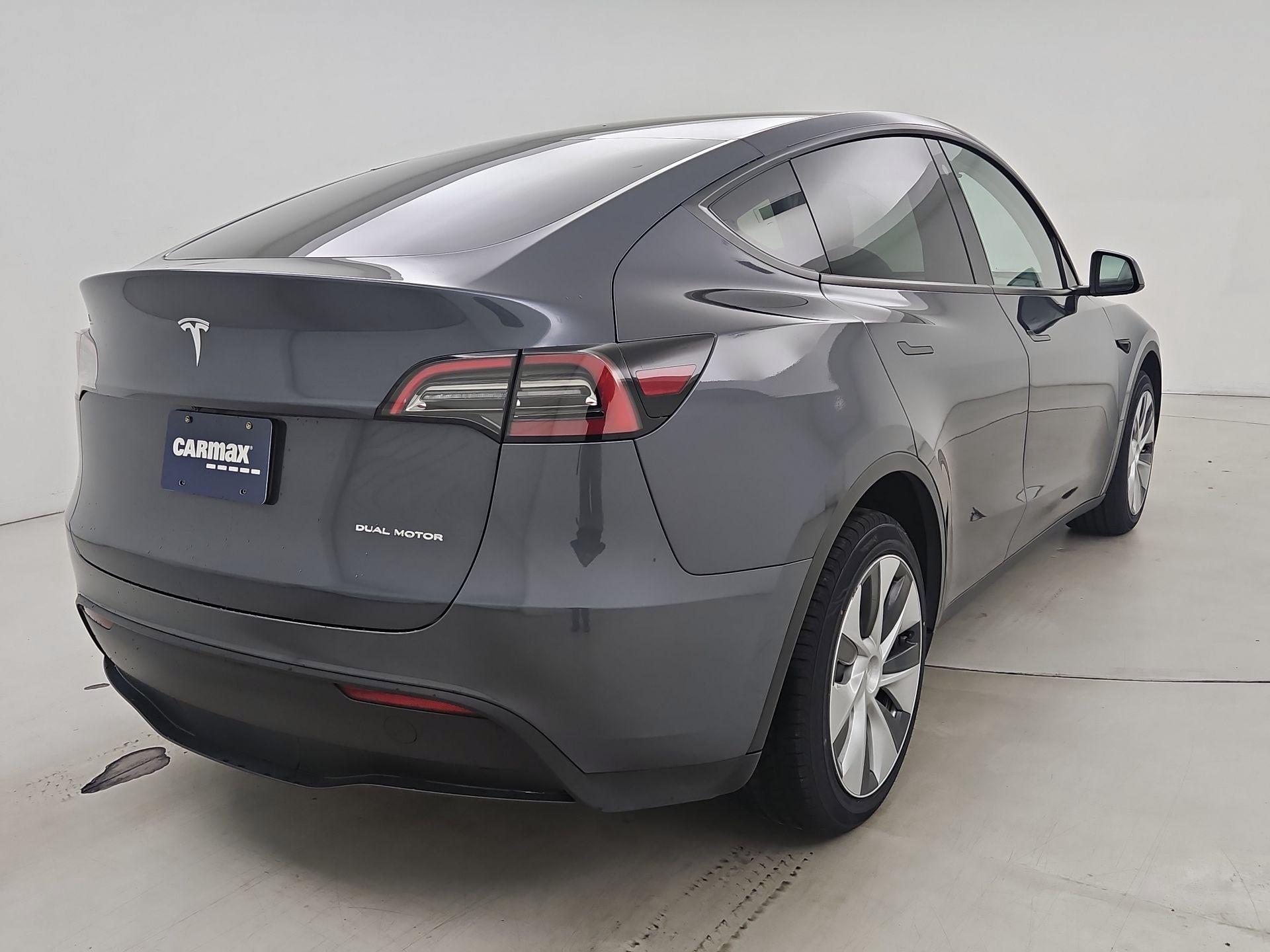 Thumbnail: 2023 Tesla Model Y - 5