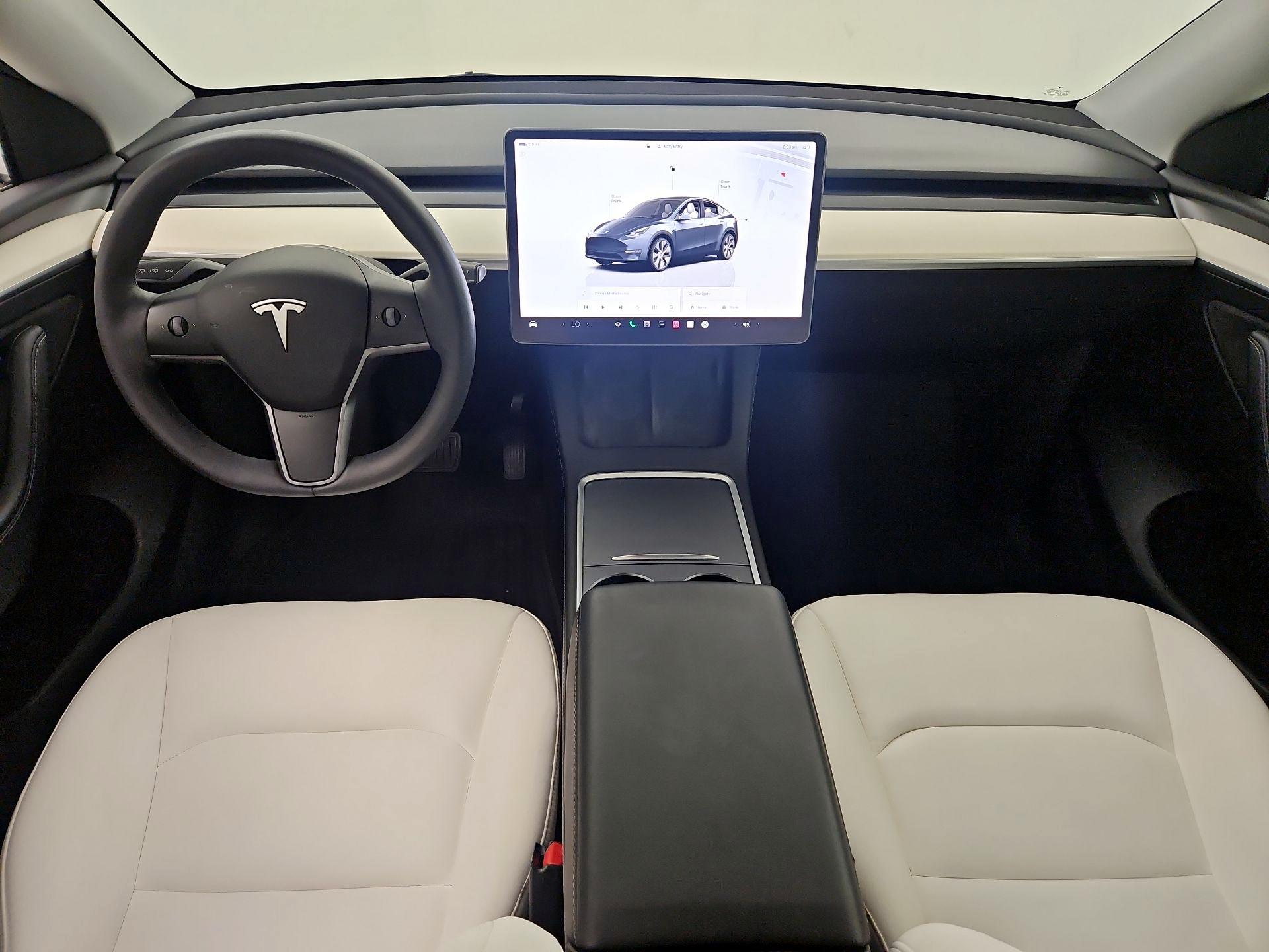 Thumbnail: 2023 Tesla Model Y - 8