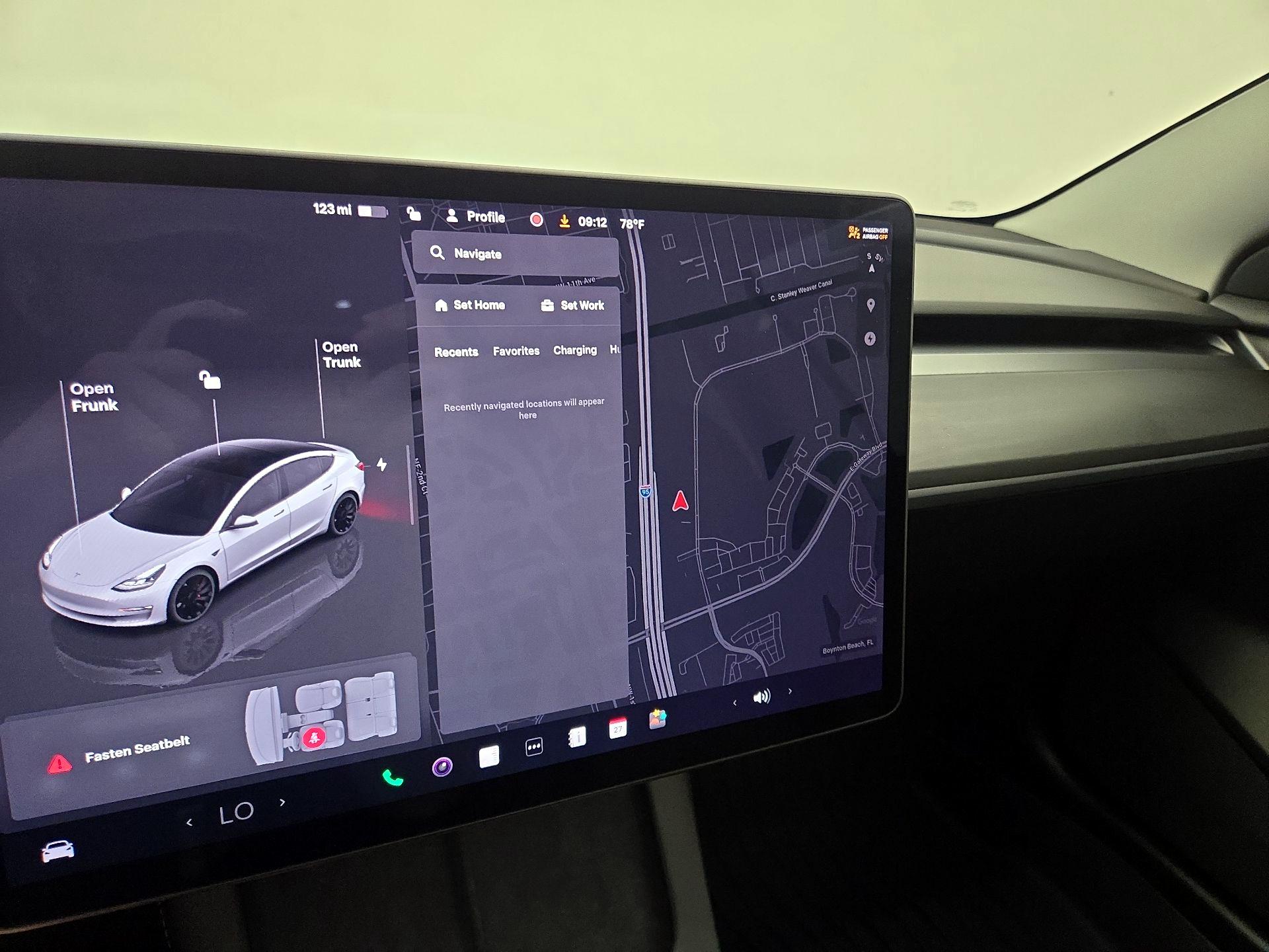 Thumbnail: 2022 Tesla Model 3 - 13