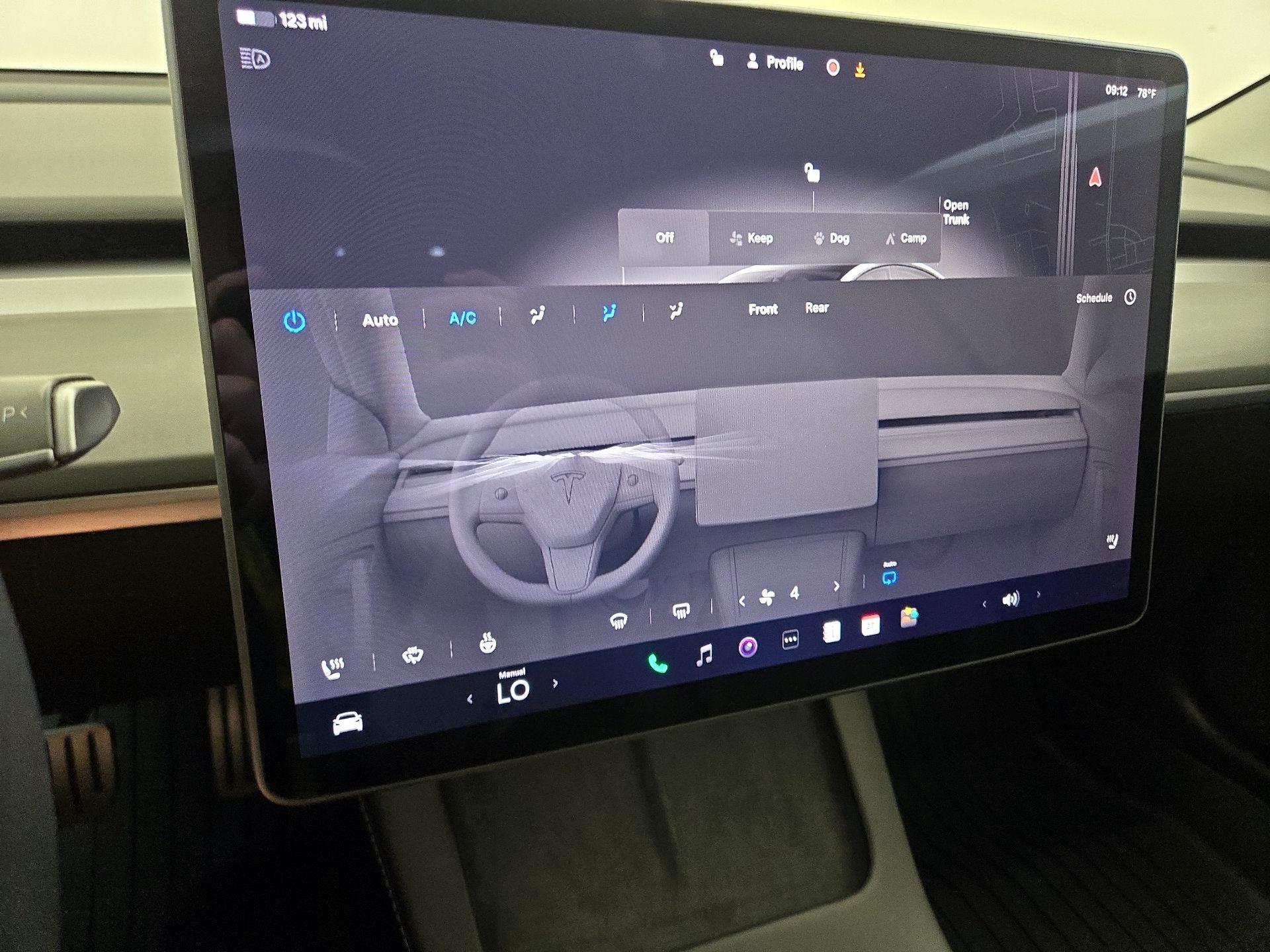 Thumbnail: 2022 Tesla Model 3 - 16