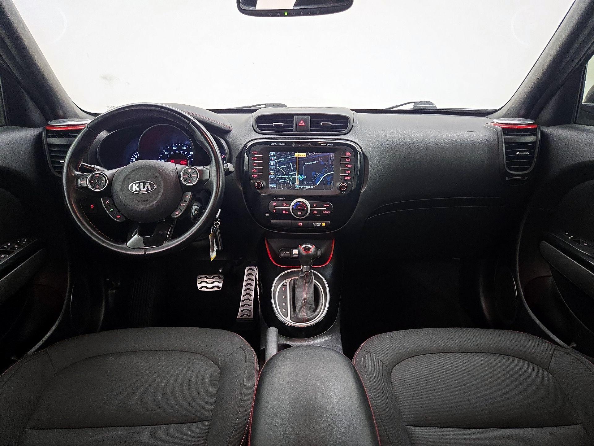 Thumbnail: 2015 Kia Soul - 9