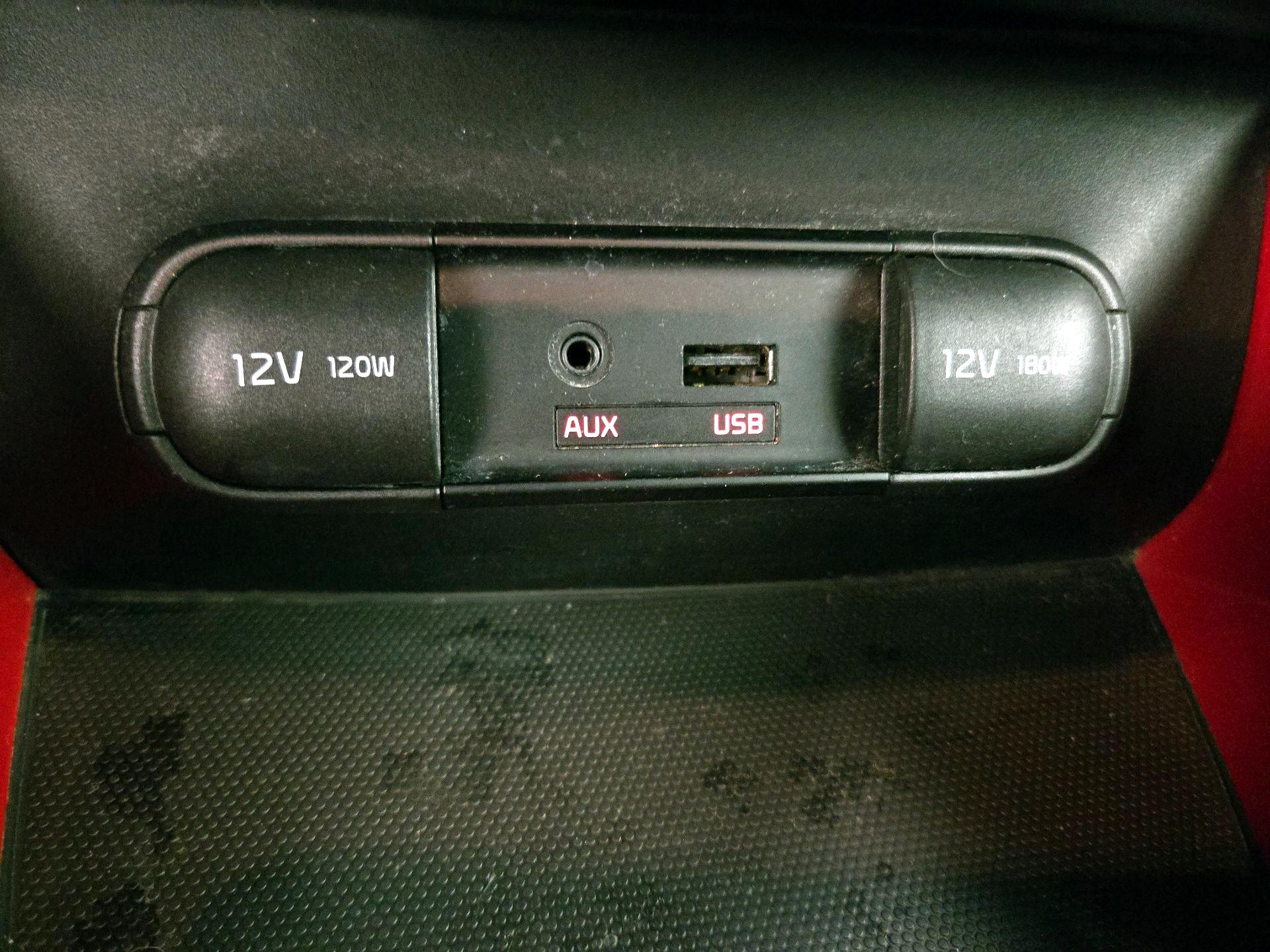 Thumbnail: 2015 Kia Soul - 19