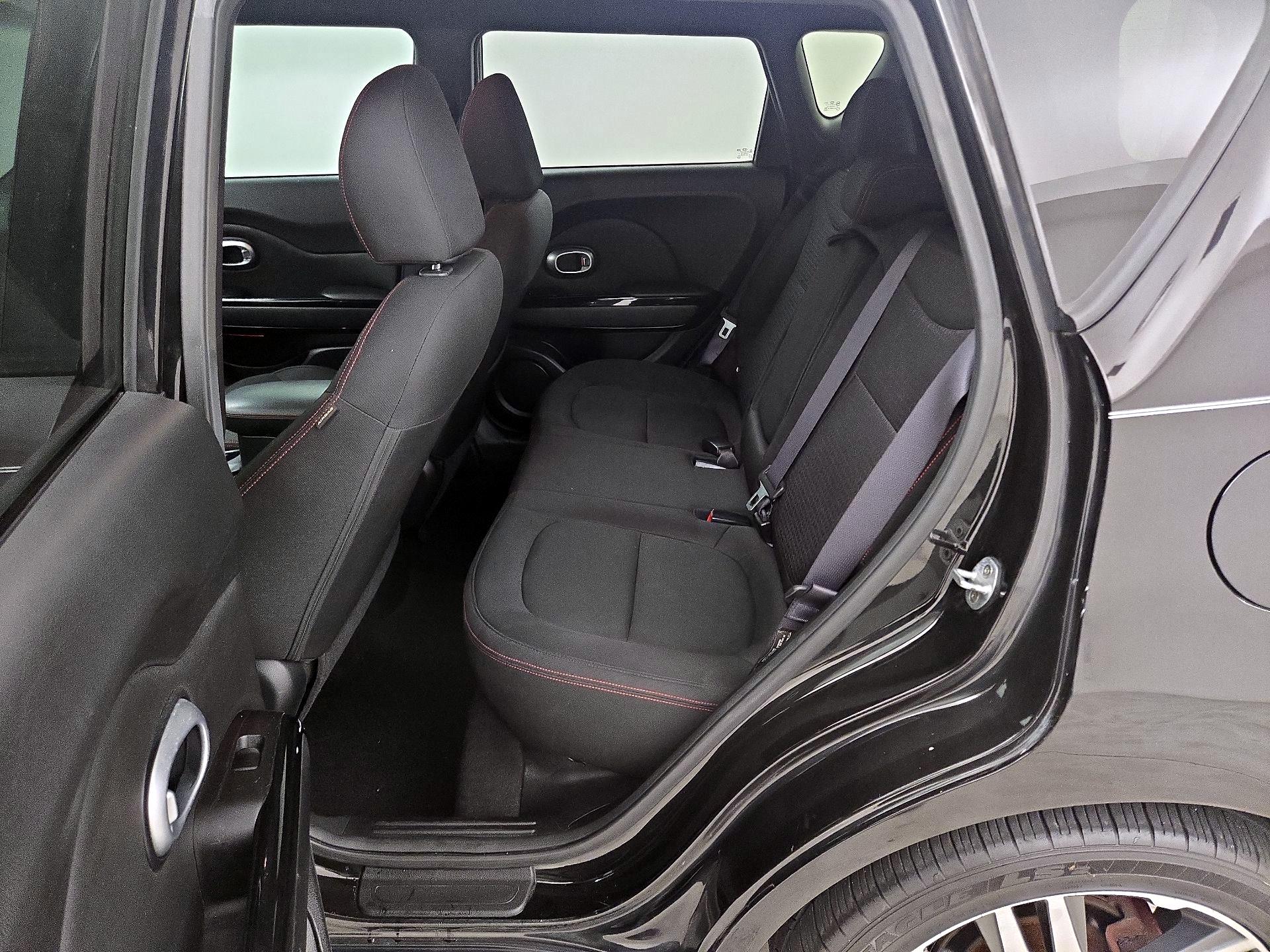 Thumbnail: 2015 Kia Soul - 20