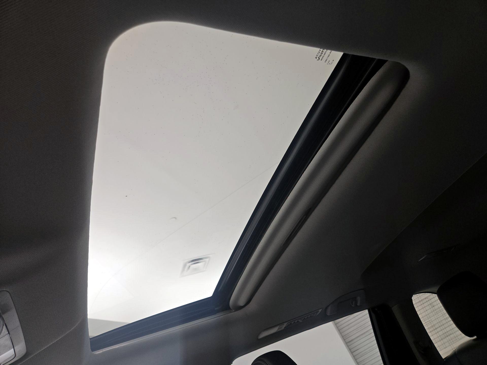 Thumbnail: 2019 Toyota Highlander - 20
