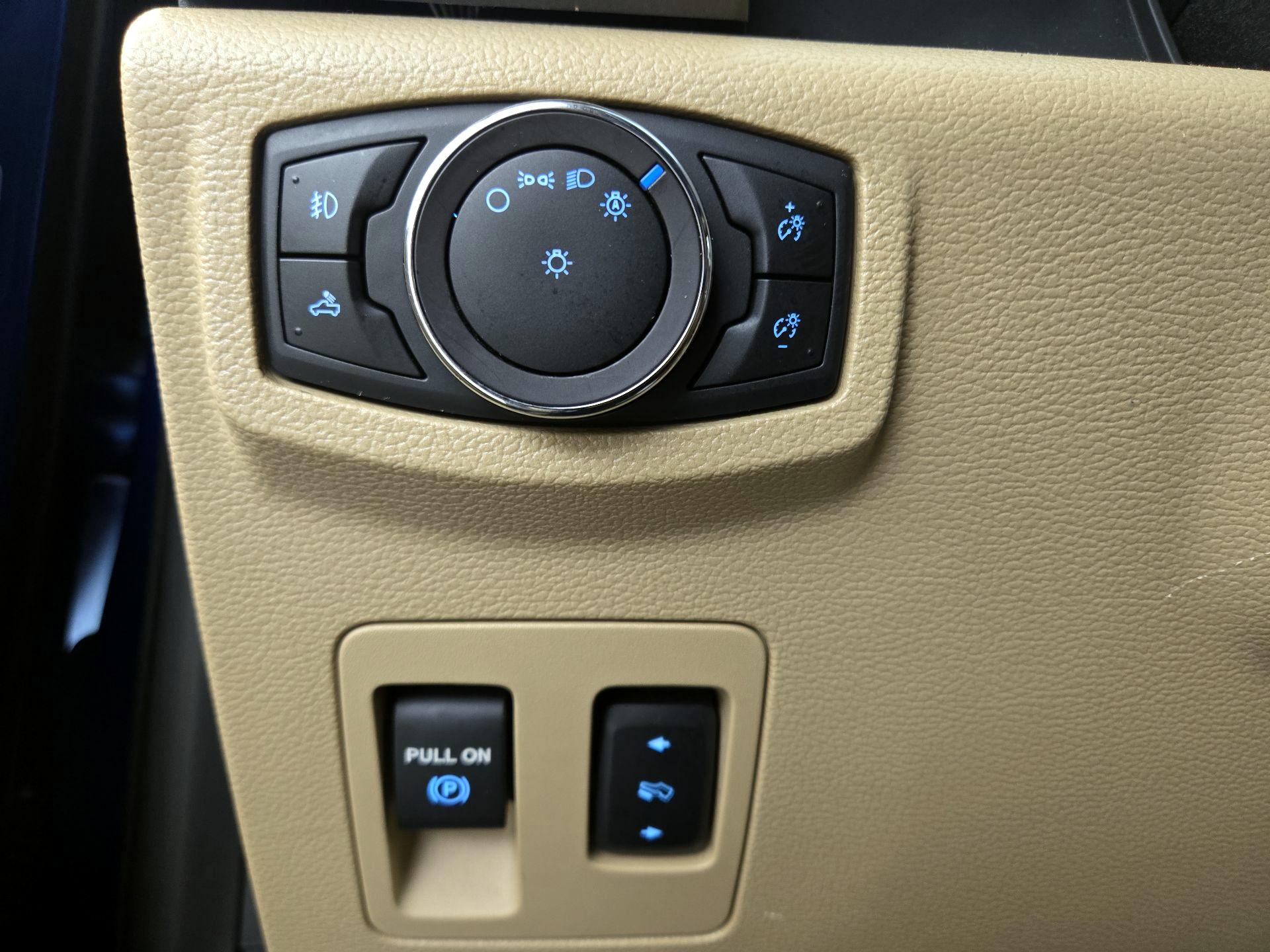 Thumbnail: 2019 Ford F-150 - 13