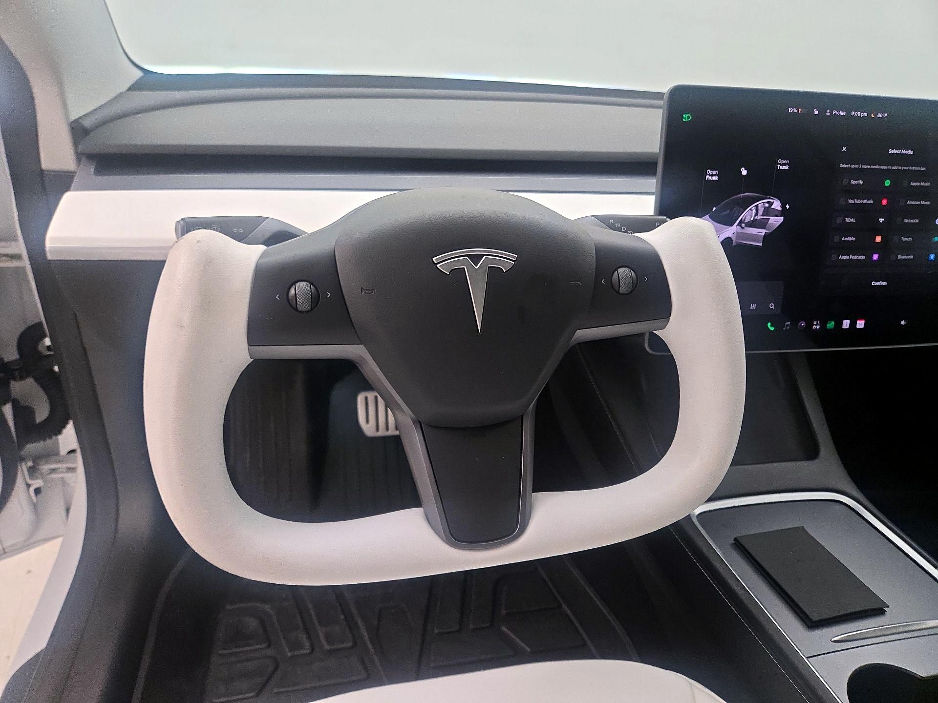 Thumbnail: 2021 Tesla Model 3 - 10