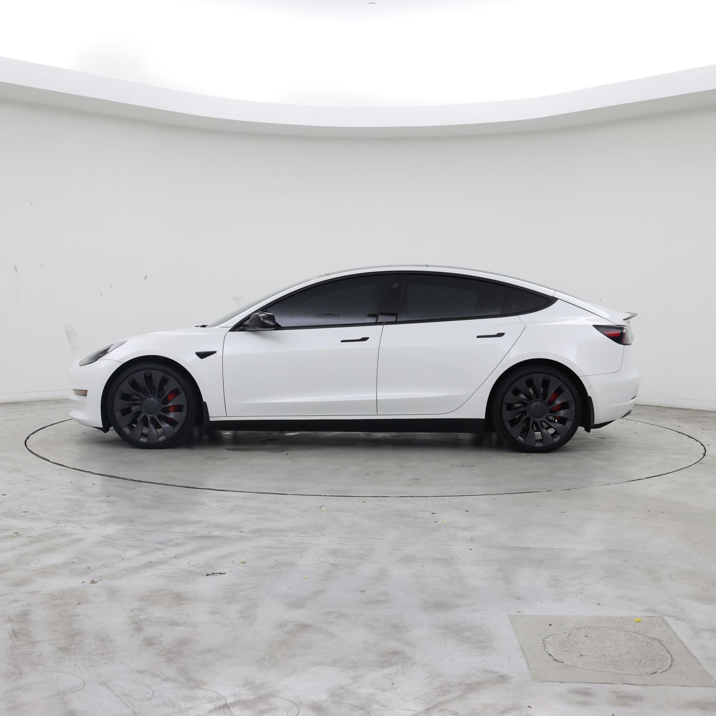 Thumbnail: 2021 Tesla Model 3 - 3