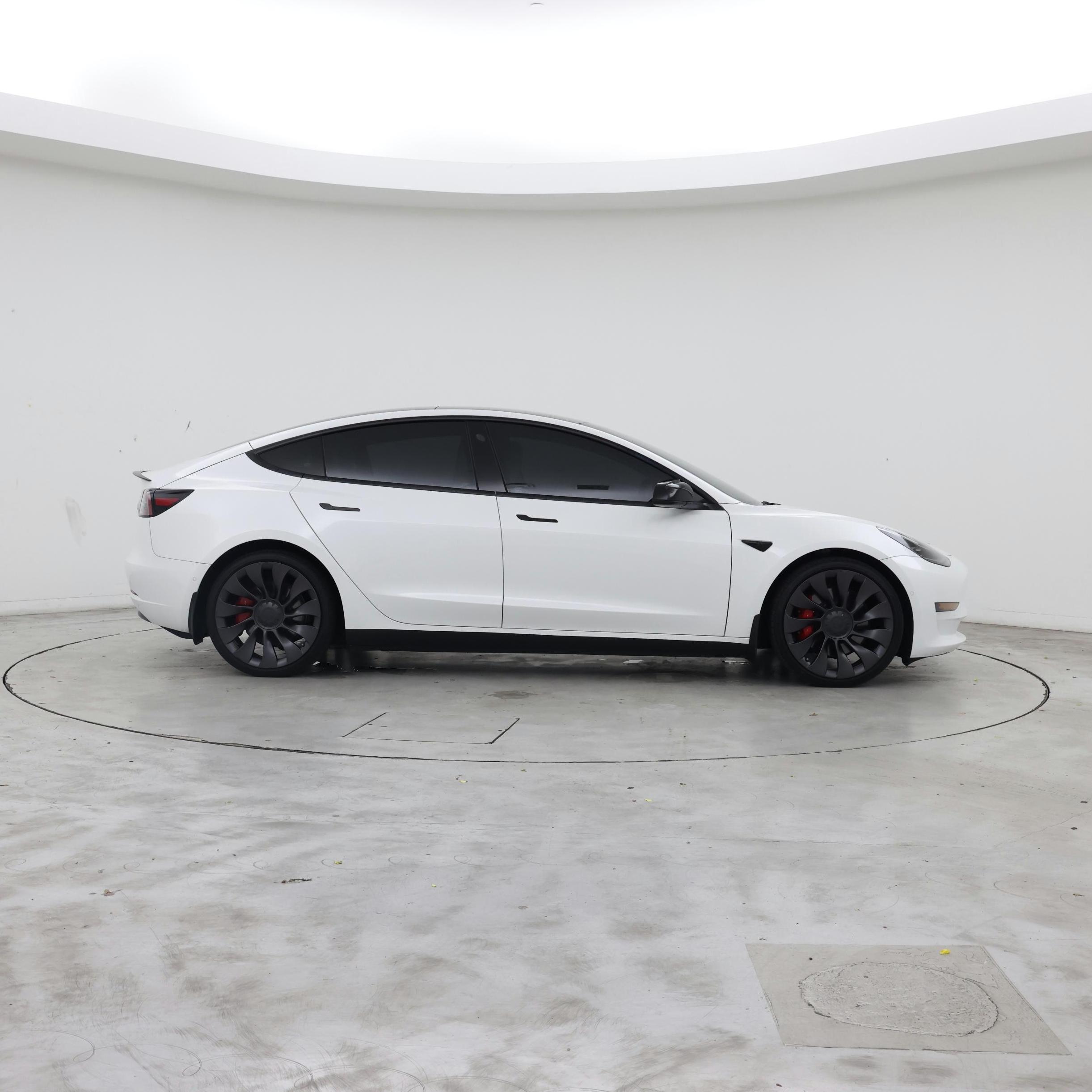 Thumbnail: 2021 Tesla Model 3 - 7