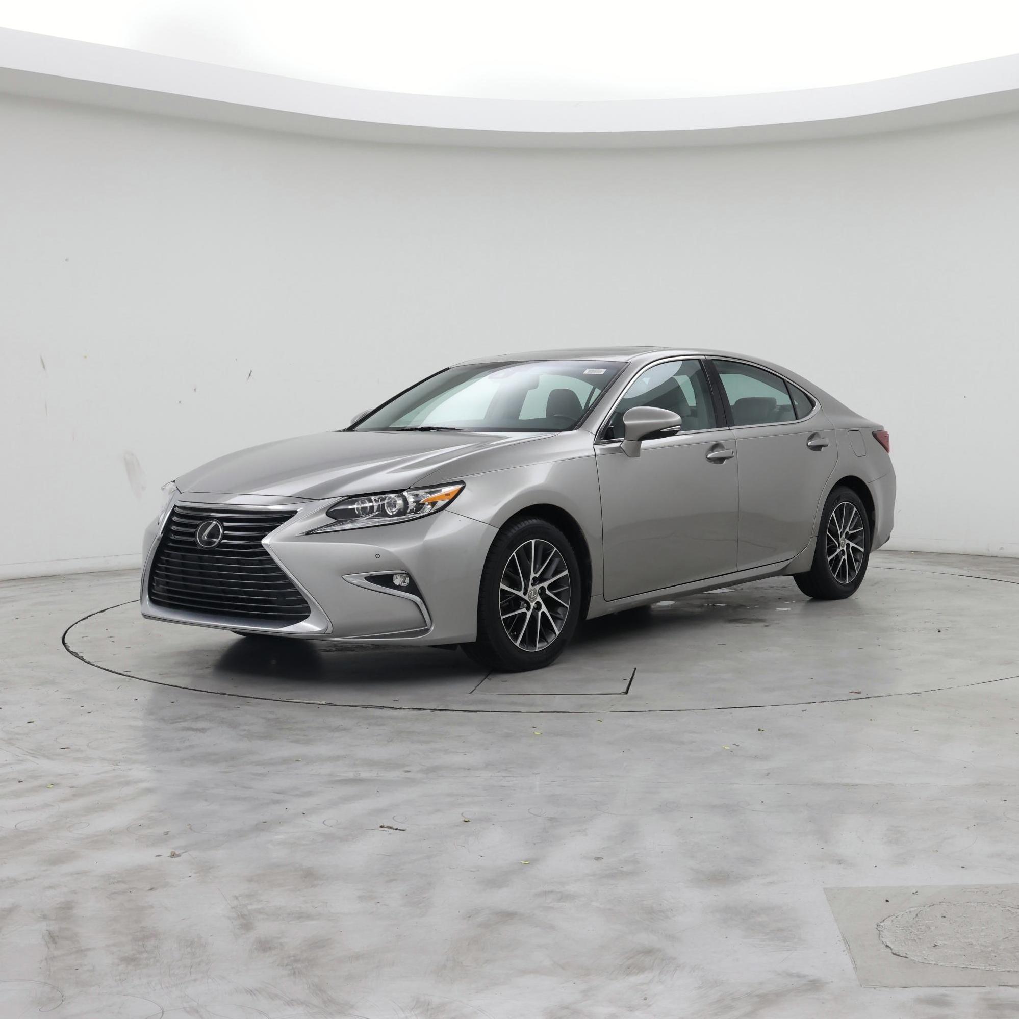 Thumbnail: 2017 Lexus ES - 4
