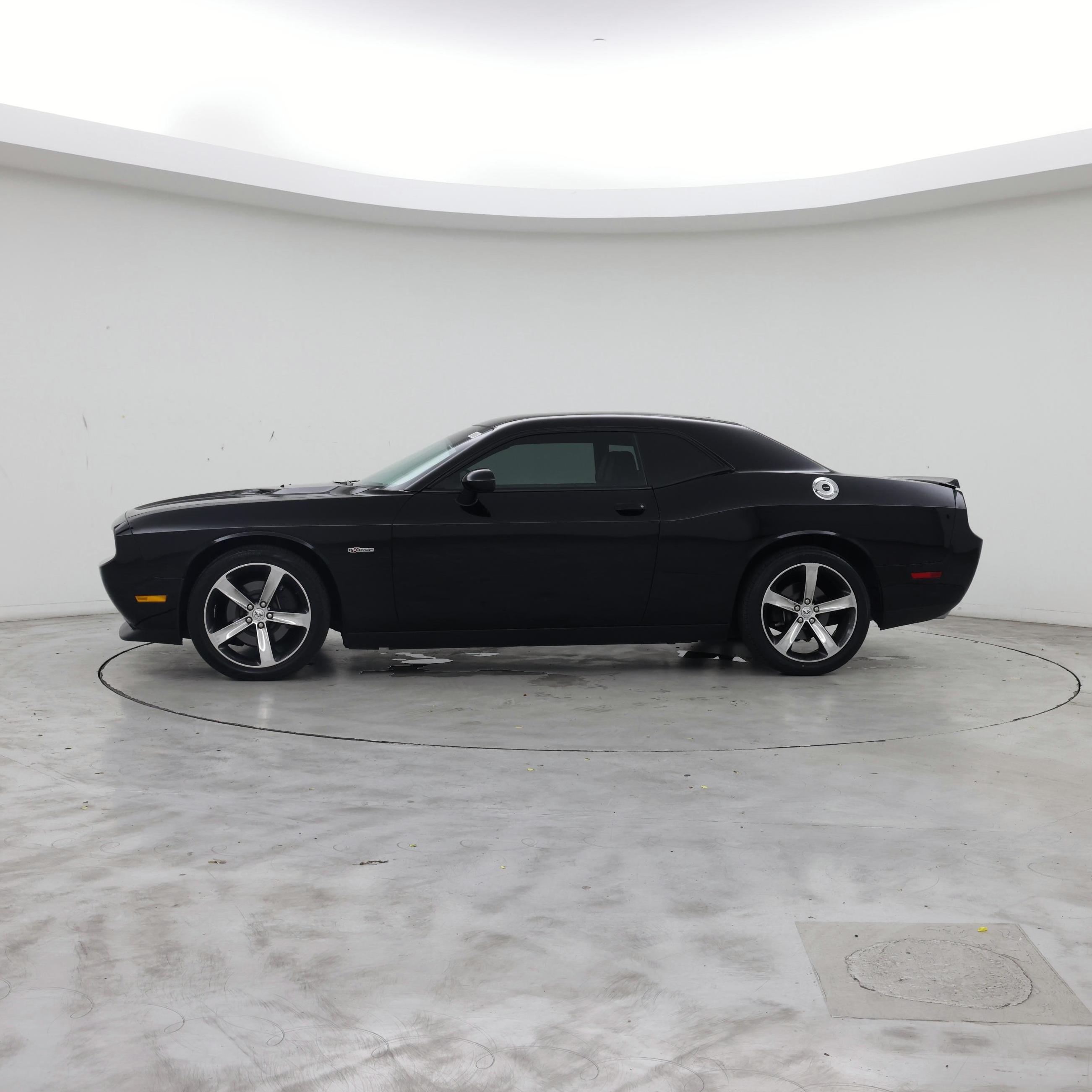 Thumbnail: 2014 Dodge Challenger - 3