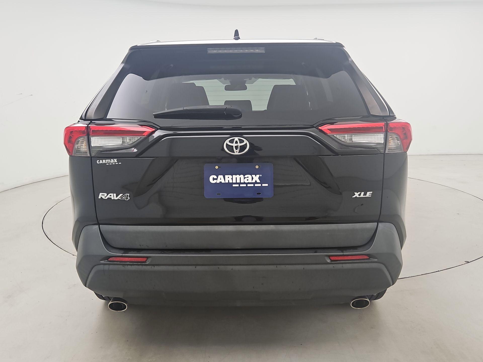 Thumbnail: 2022 Toyota RAV4 - 6