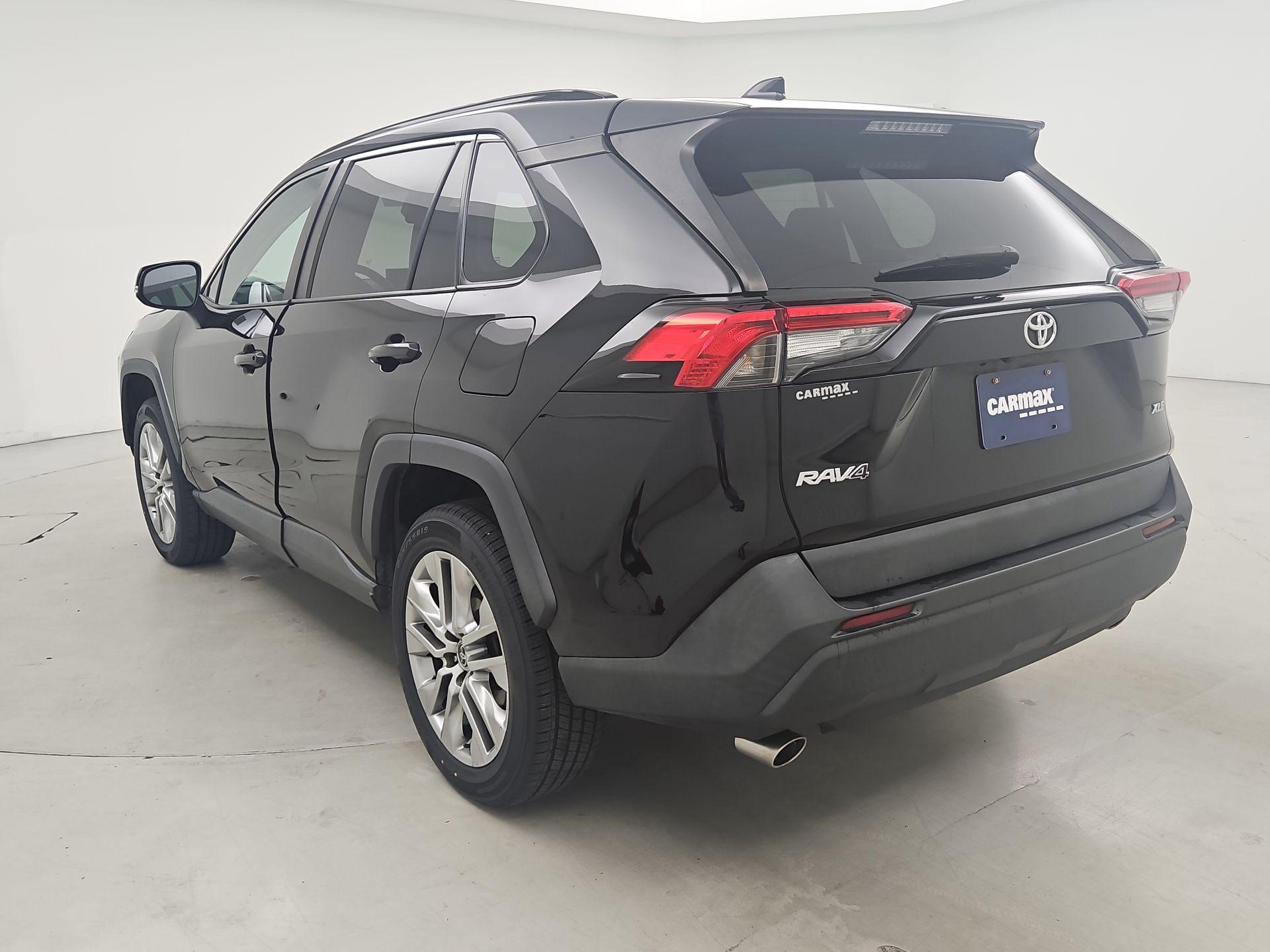 Thumbnail: 2022 Toyota RAV4 - 7