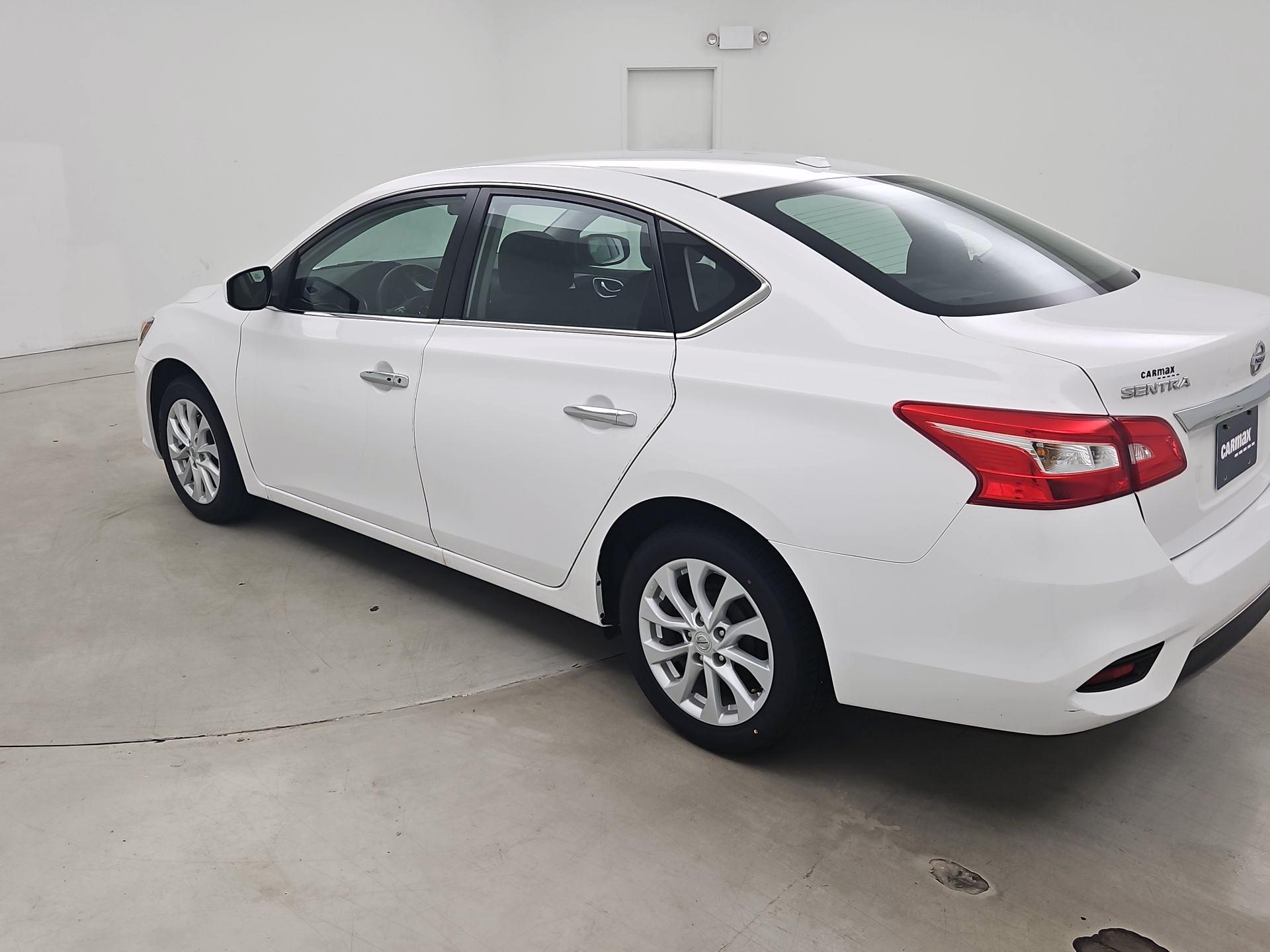 Thumbnail: 2019 Nissan Sentra - 7