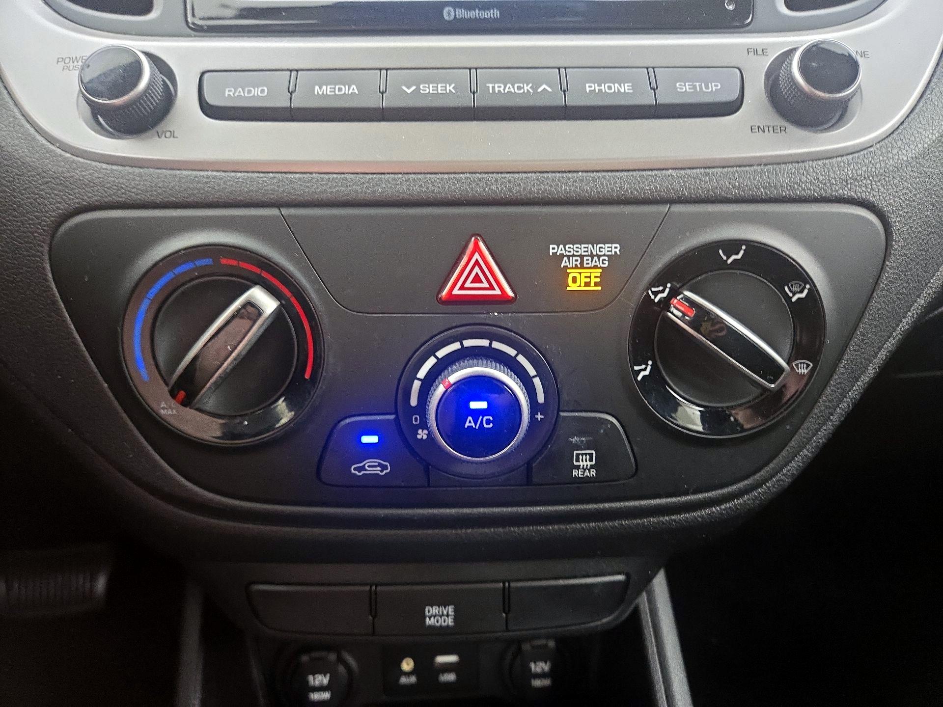 Thumbnail: 2020 Hyundai Accent - 16