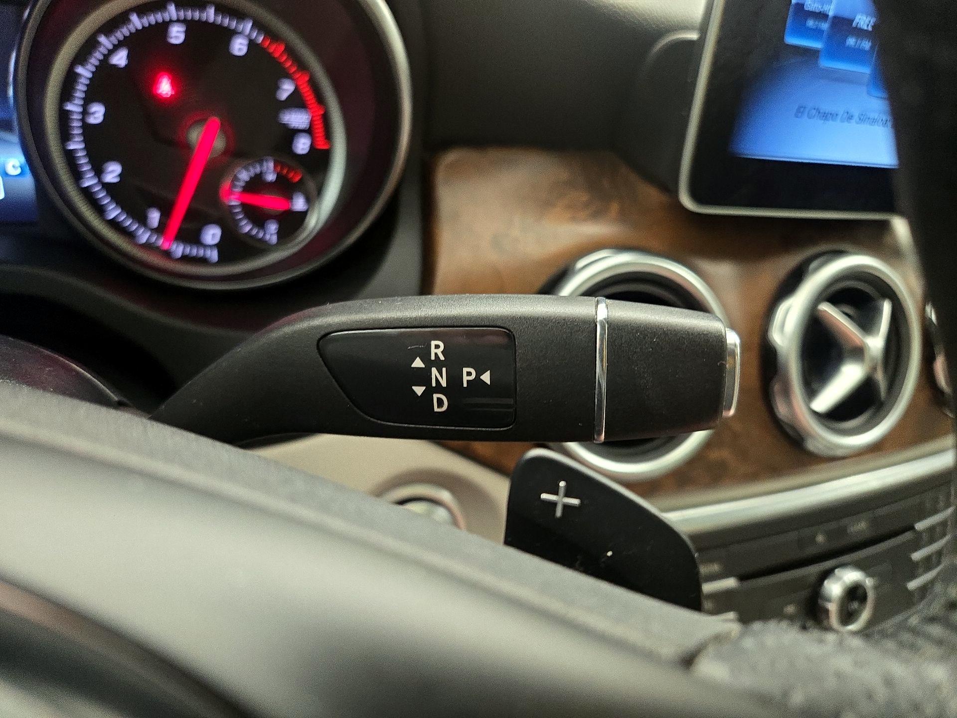Thumbnail: 2020 Mercedes-Benz GLA - 17