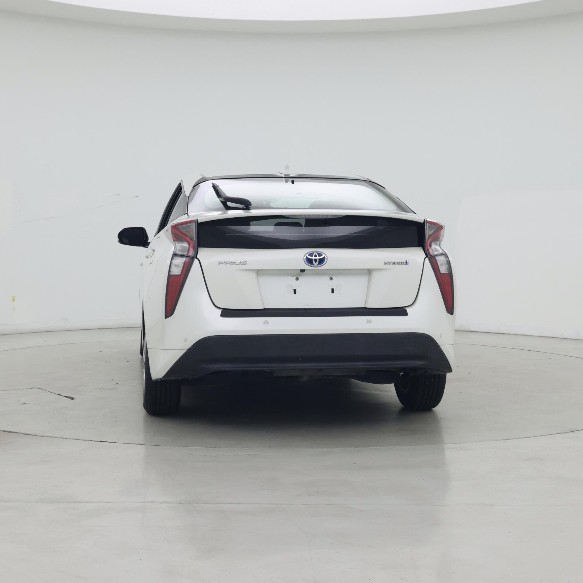 Thumbnail: 2017 Toyota Prius - 6