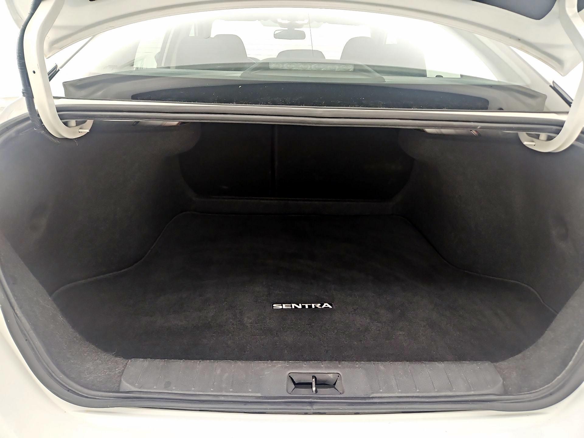 Thumbnail: 2024 Nissan Sentra - 20