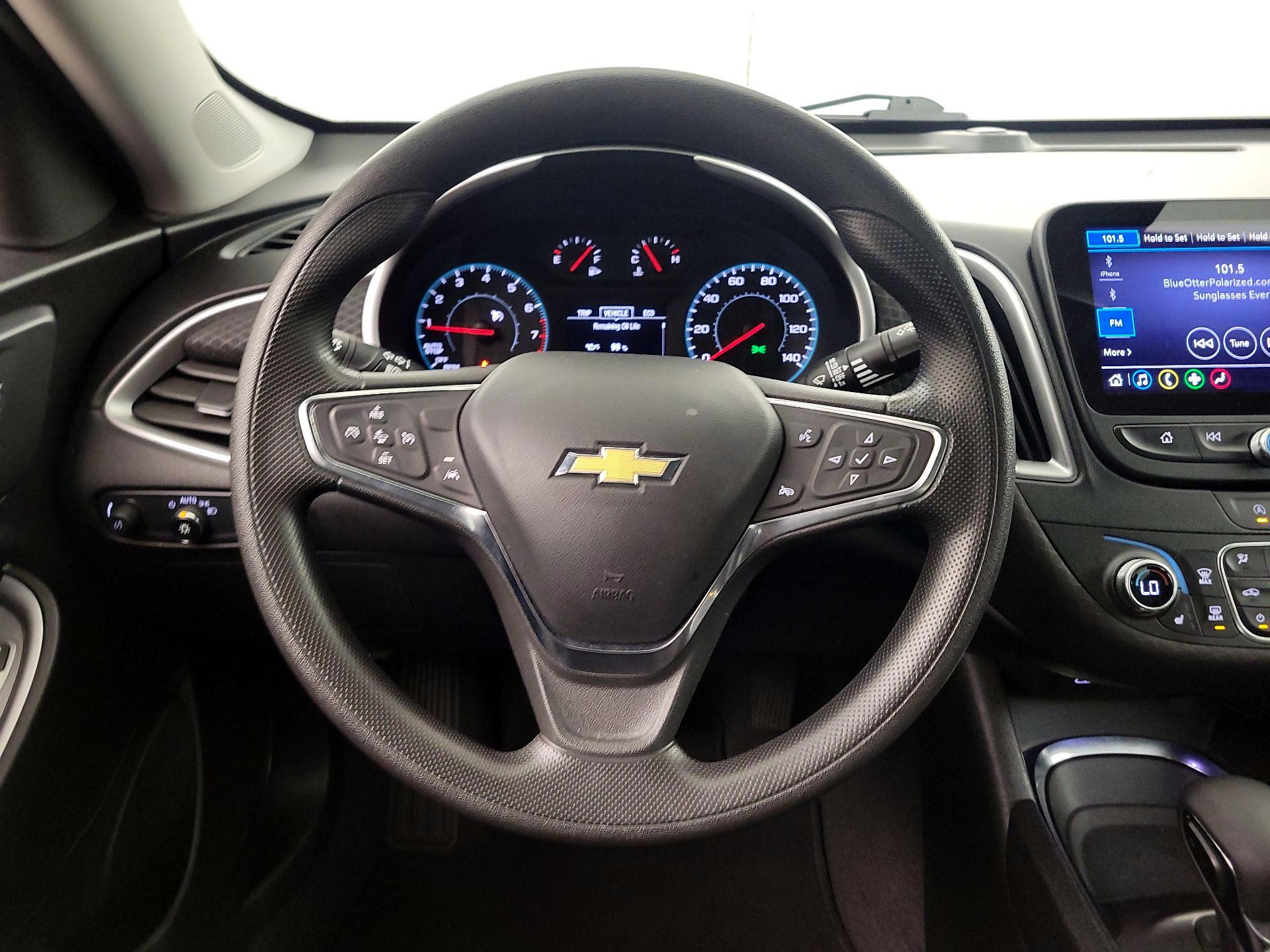 Thumbnail: 2024 Chevrolet Malibu - 10