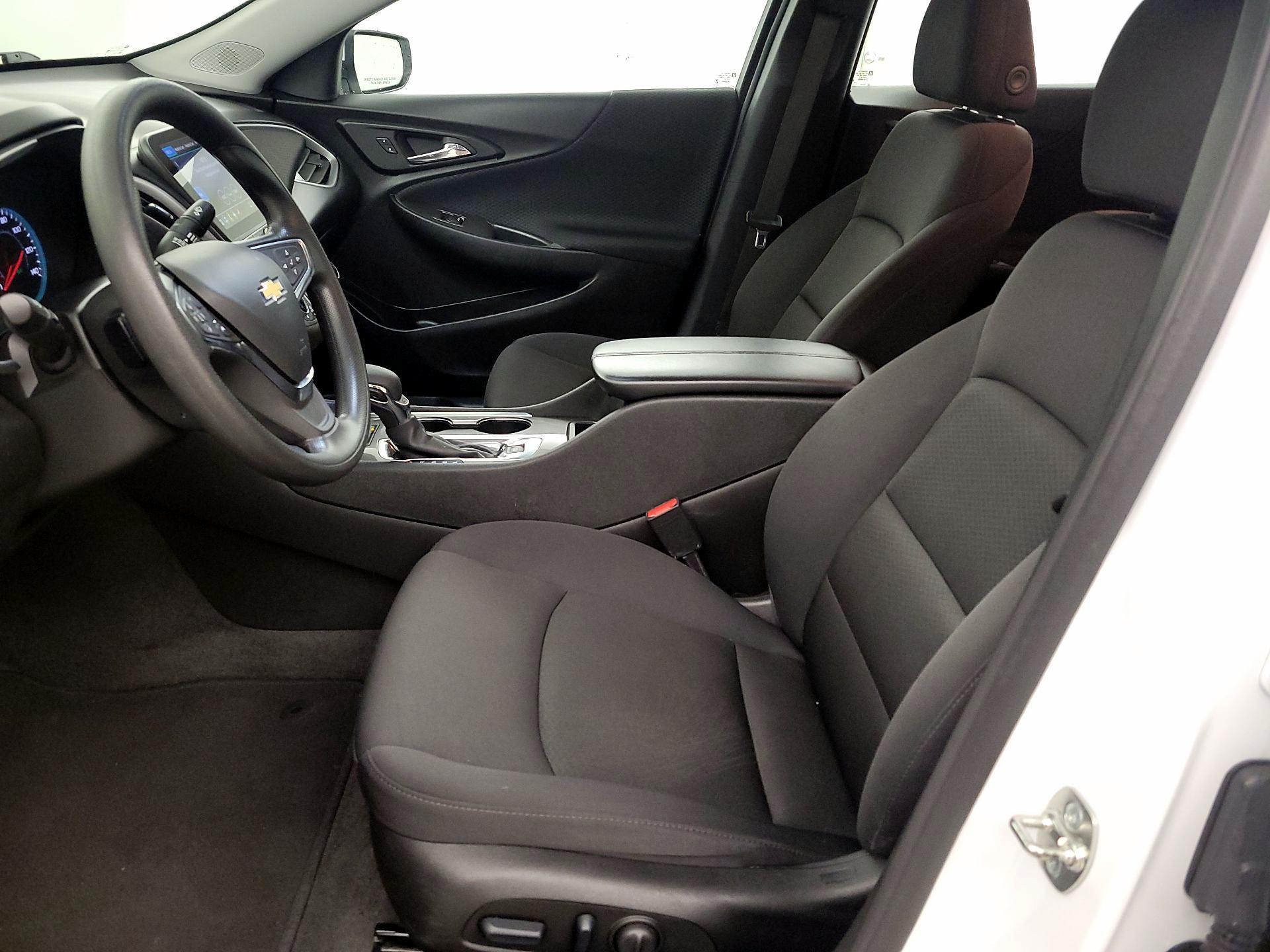 Thumbnail: 2024 Chevrolet Malibu - 11