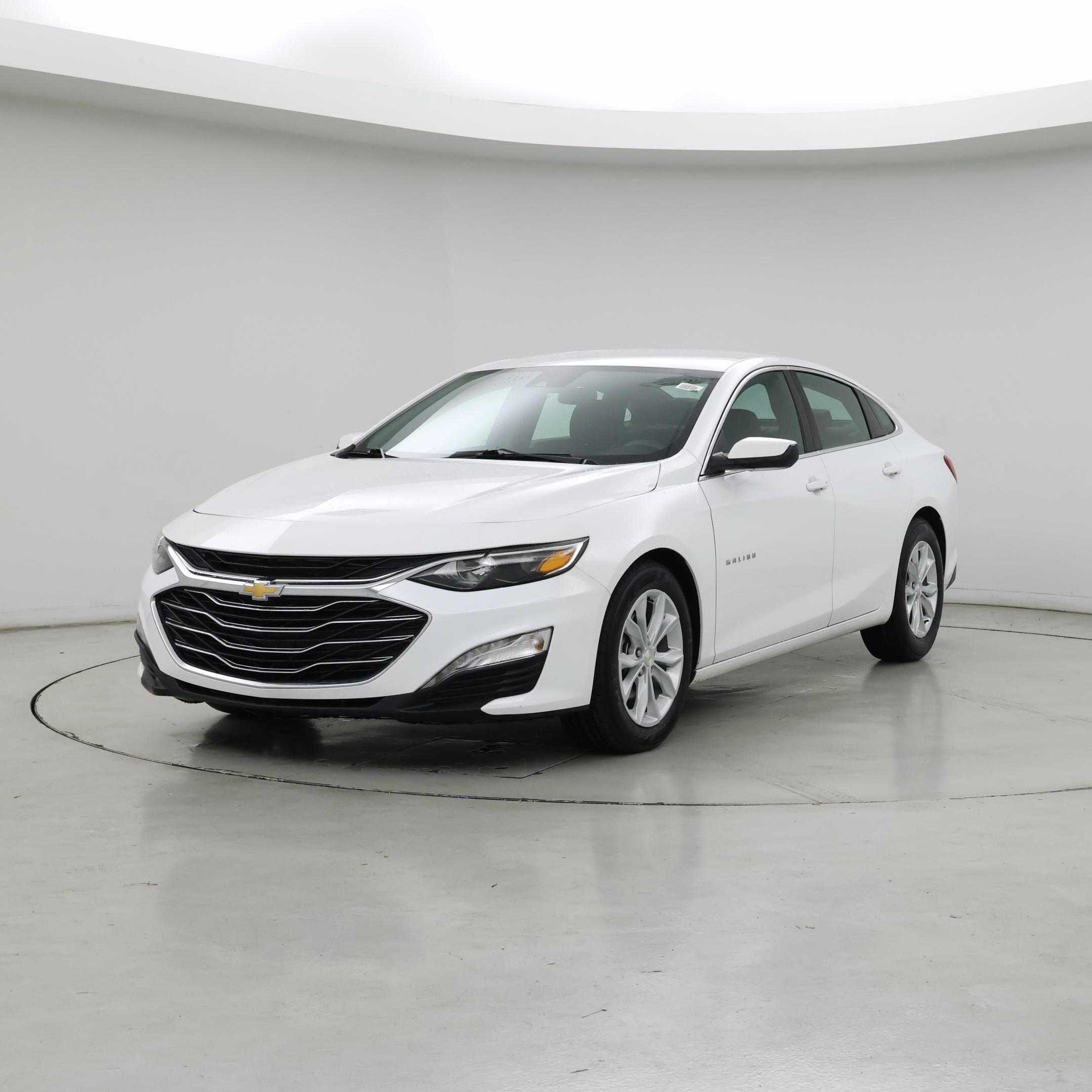 Thumbnail: 2024 Chevrolet Malibu - 4