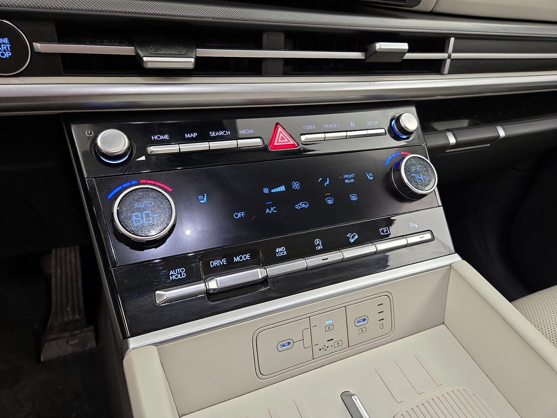 Thumbnail: 2024 Hyundai Santa Fe - 16