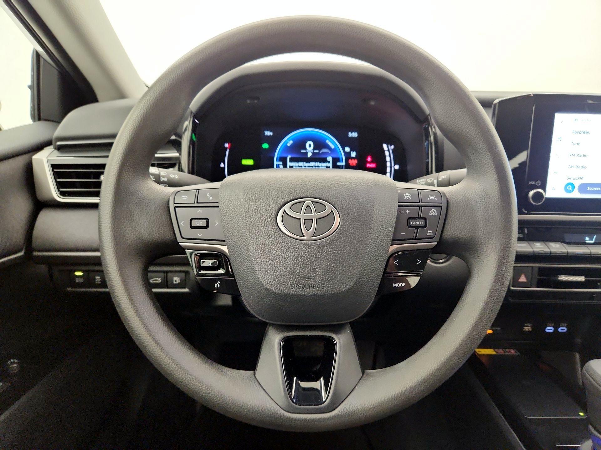 Thumbnail: 2025 Toyota Camry - 10