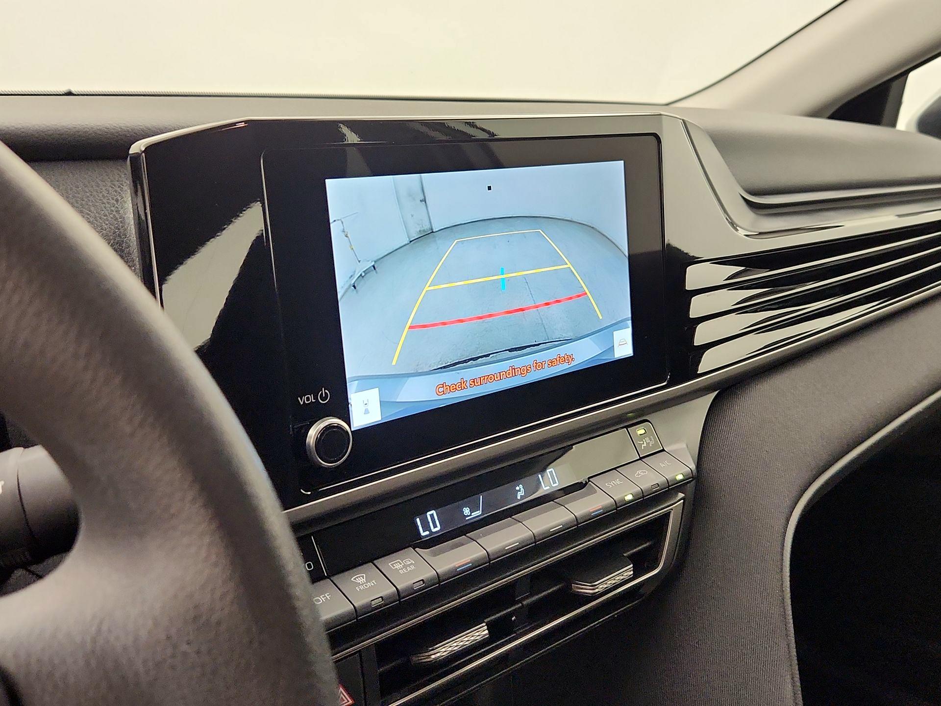 Thumbnail: 2025 Toyota Camry - 15