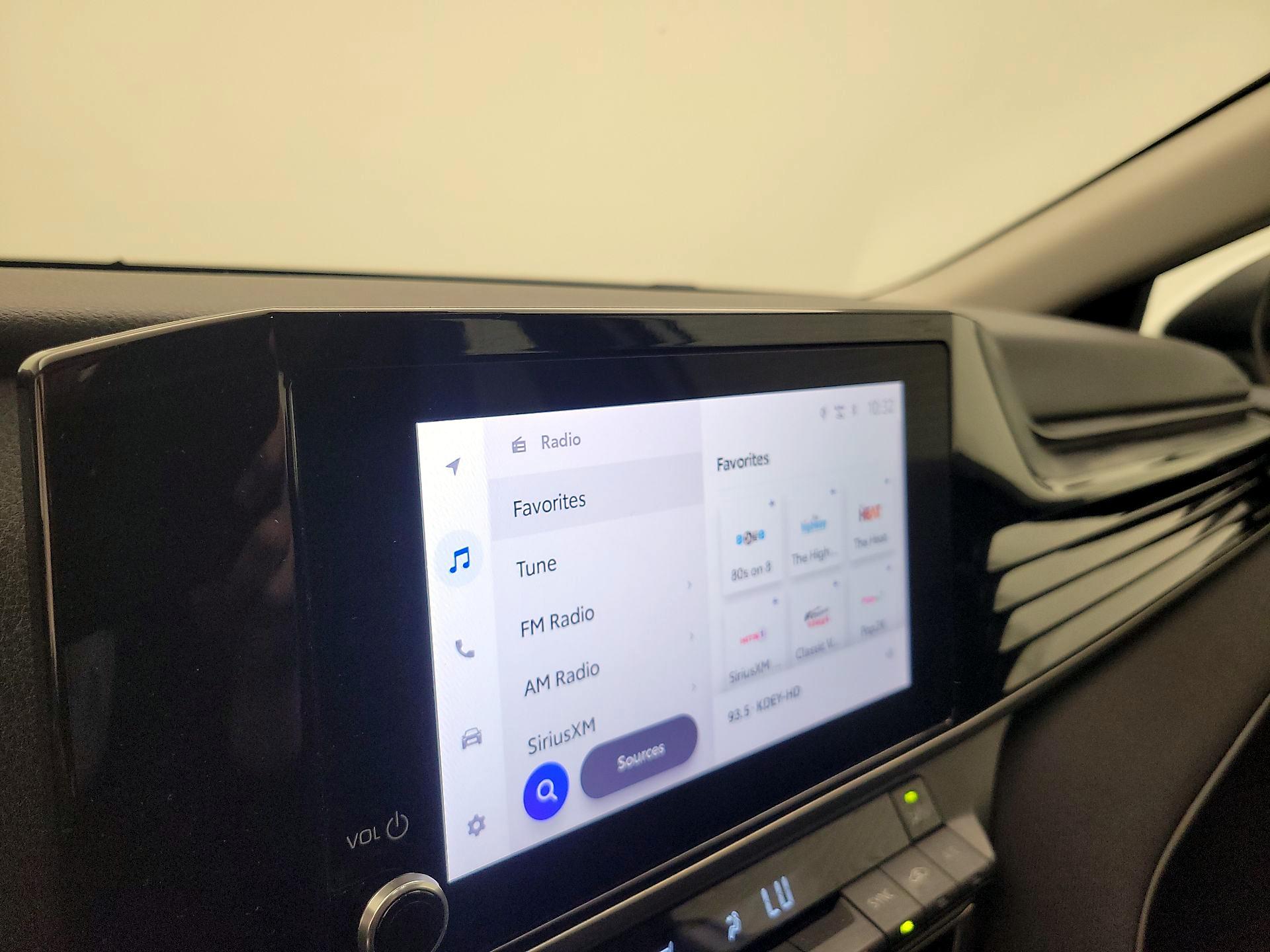 Thumbnail: 2025 Toyota Camry - 15