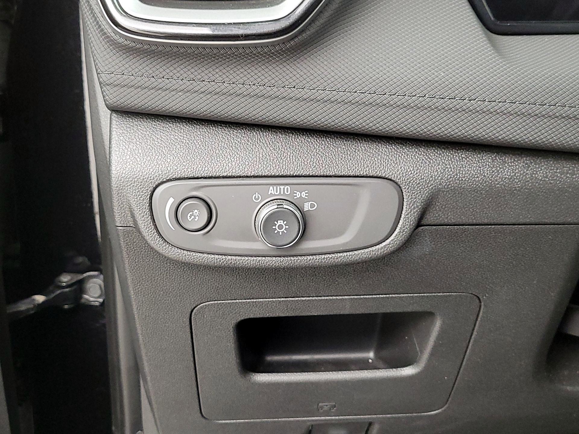 Thumbnail: 2025 Chevrolet TrailBlazer - 13