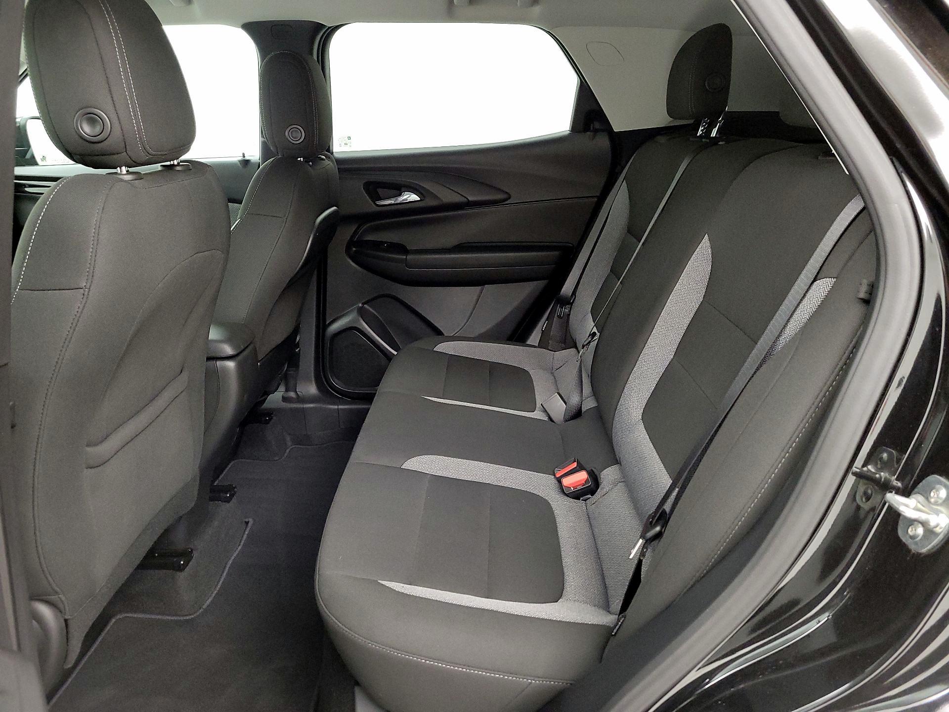 Thumbnail: 2025 Chevrolet TrailBlazer - 19