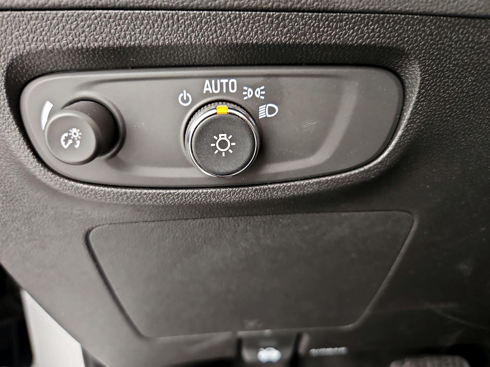 Thumbnail: 2025 Buick Encore GX - 13