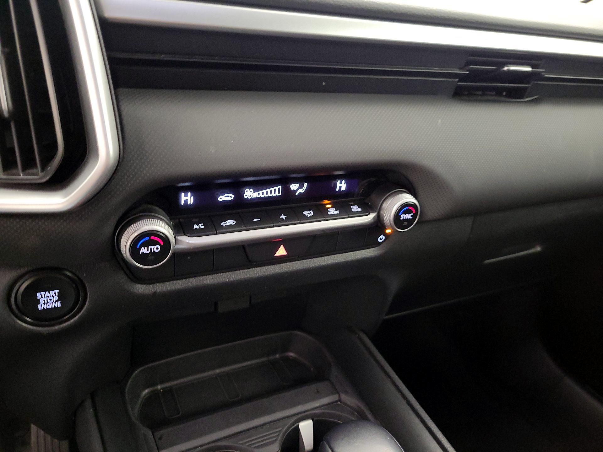 Thumbnail: 2025 Mazda CX-50 - 17