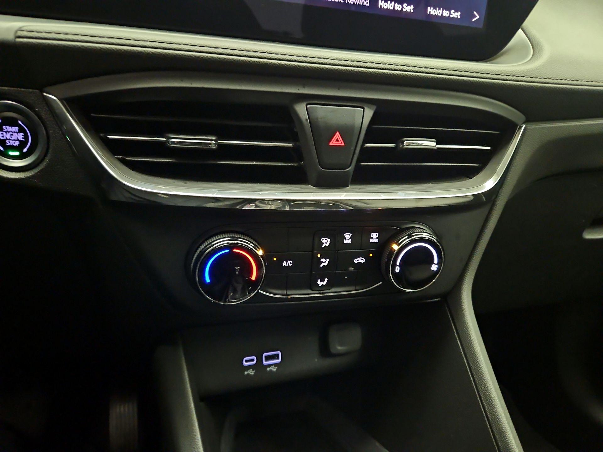 Thumbnail: 2025 Buick Encore GX - 15