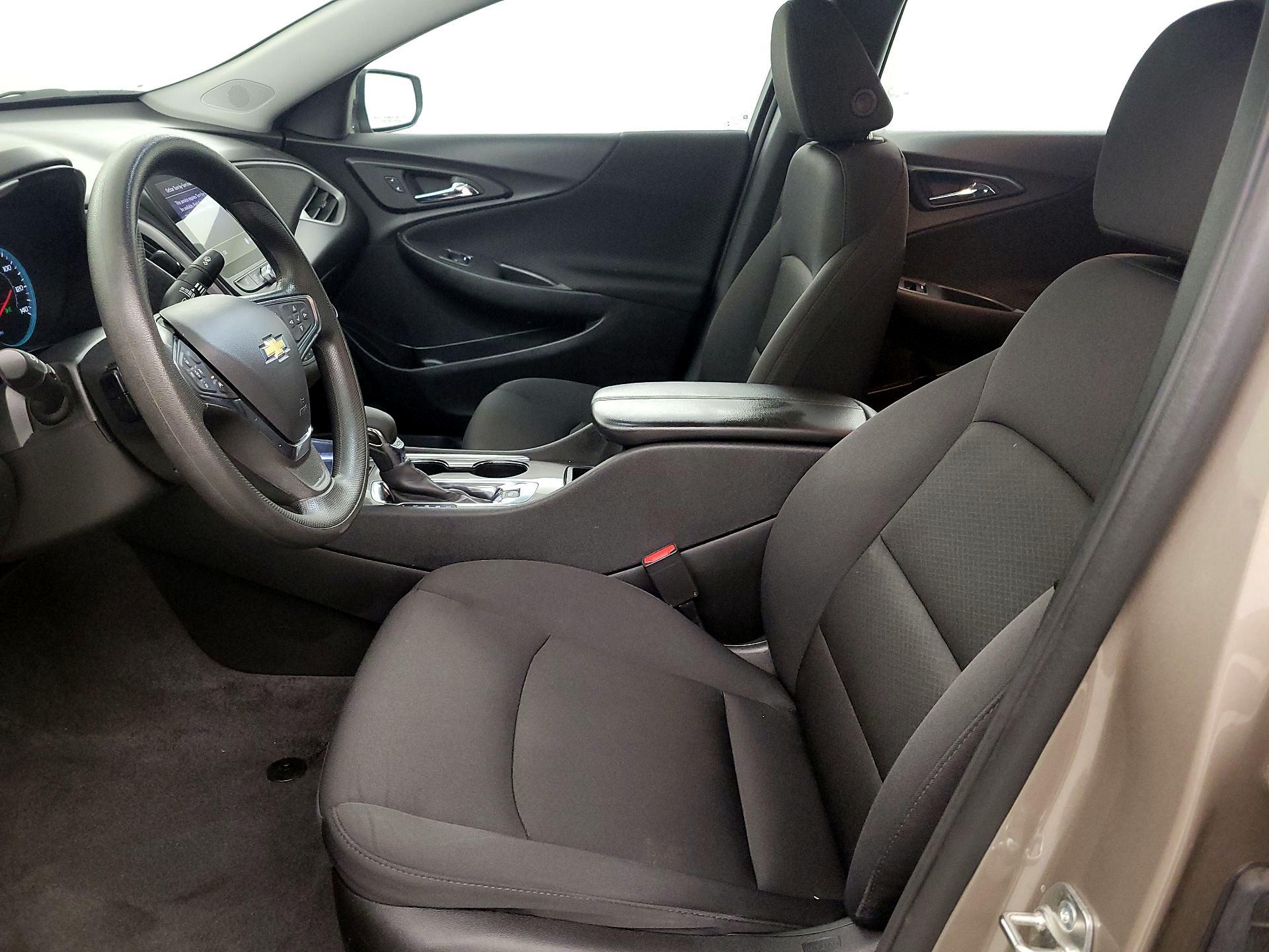 Thumbnail: 2024 Chevrolet Malibu - 11