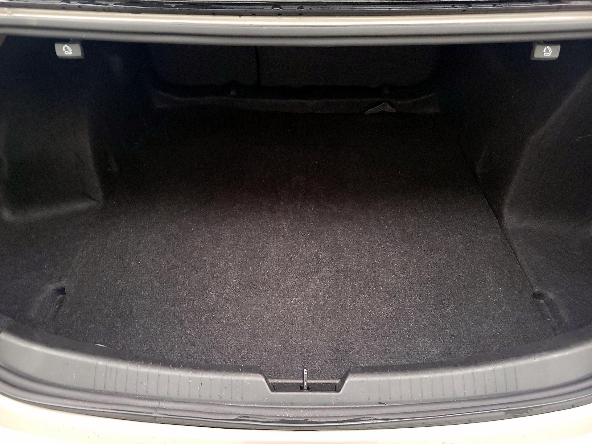 Thumbnail: 2024 Chevrolet Malibu - 20