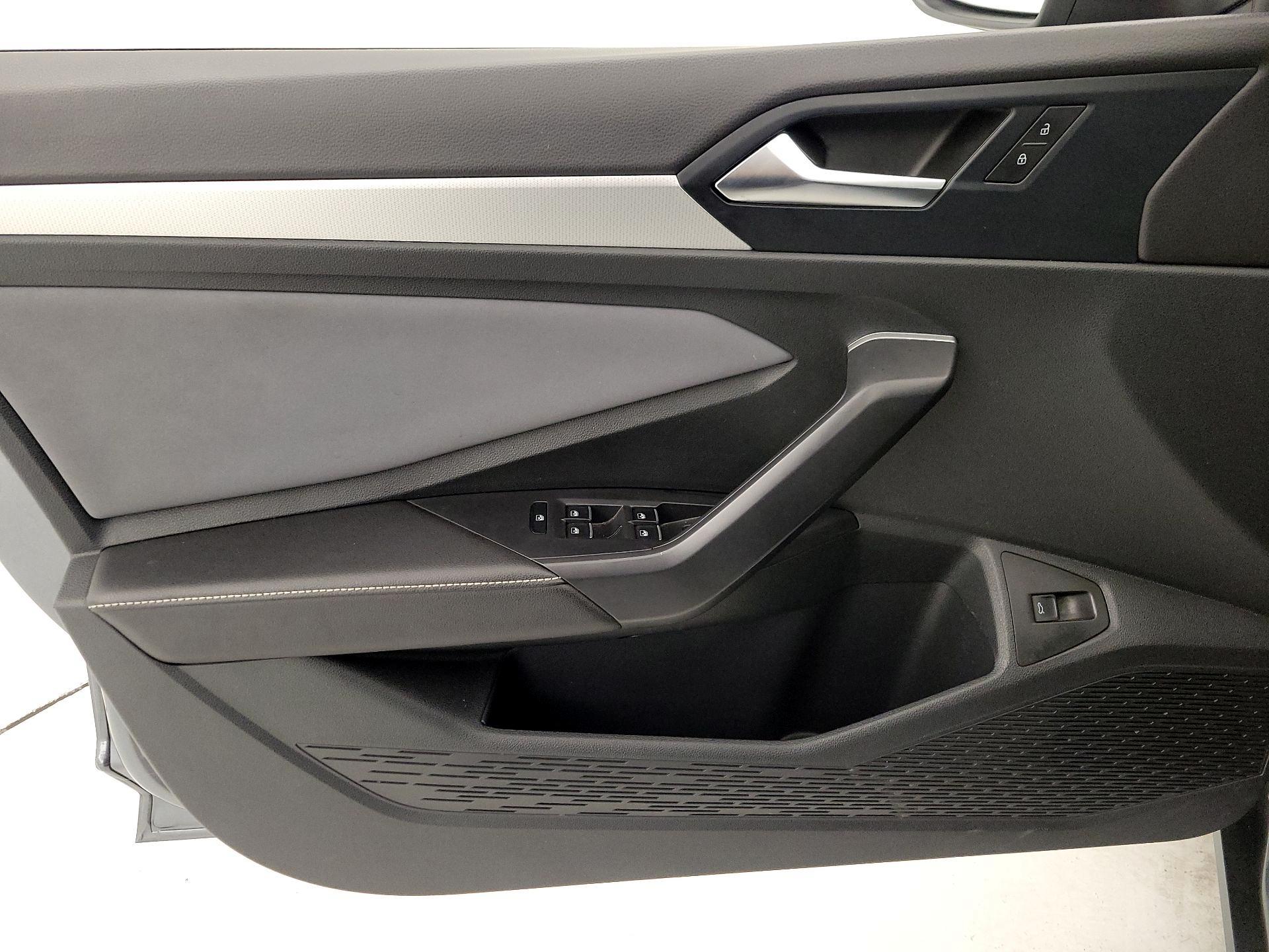 Thumbnail: 2025 Volkswagen Jetta - 12