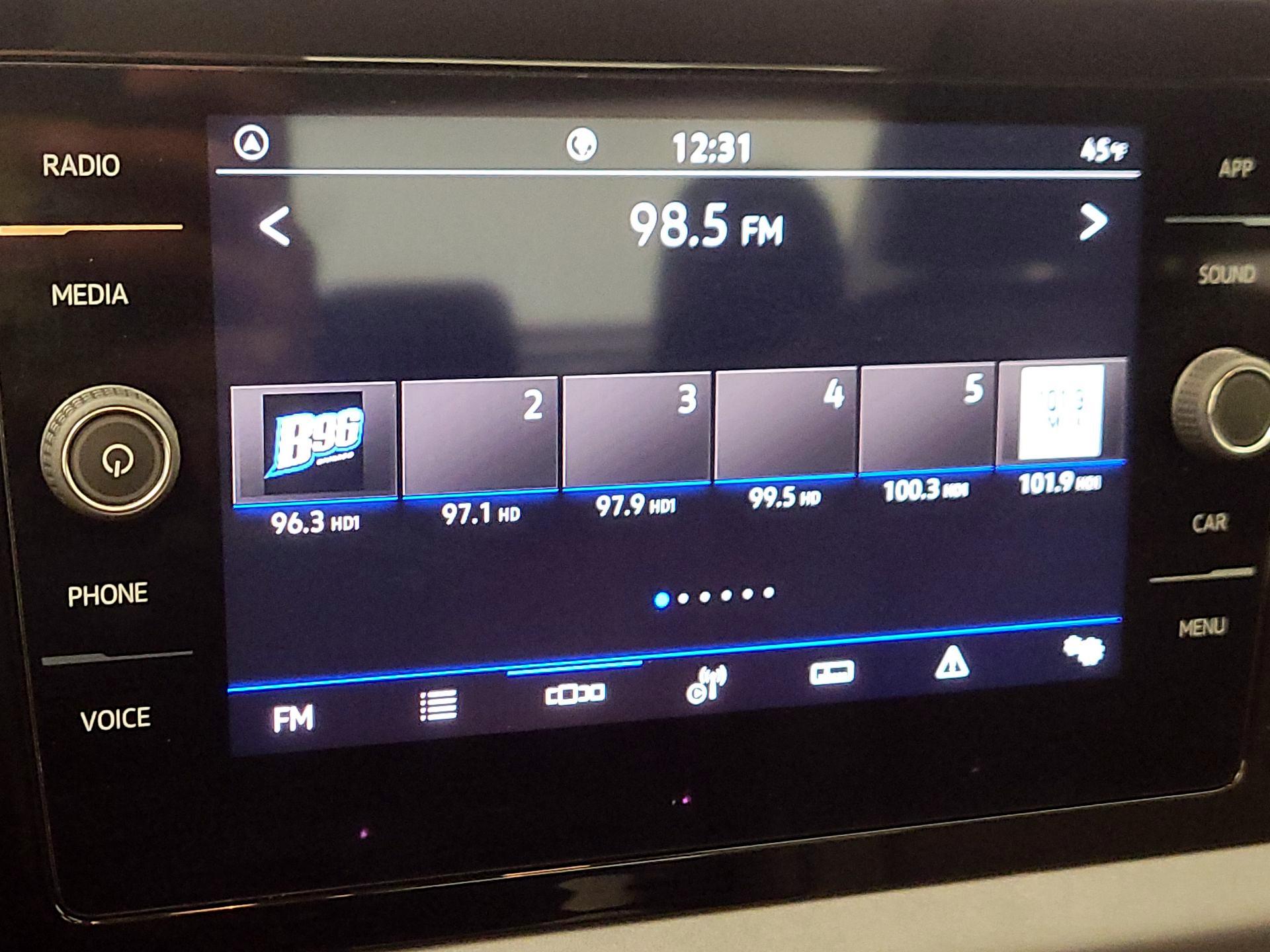 Thumbnail: 2025 Volkswagen Jetta - 15