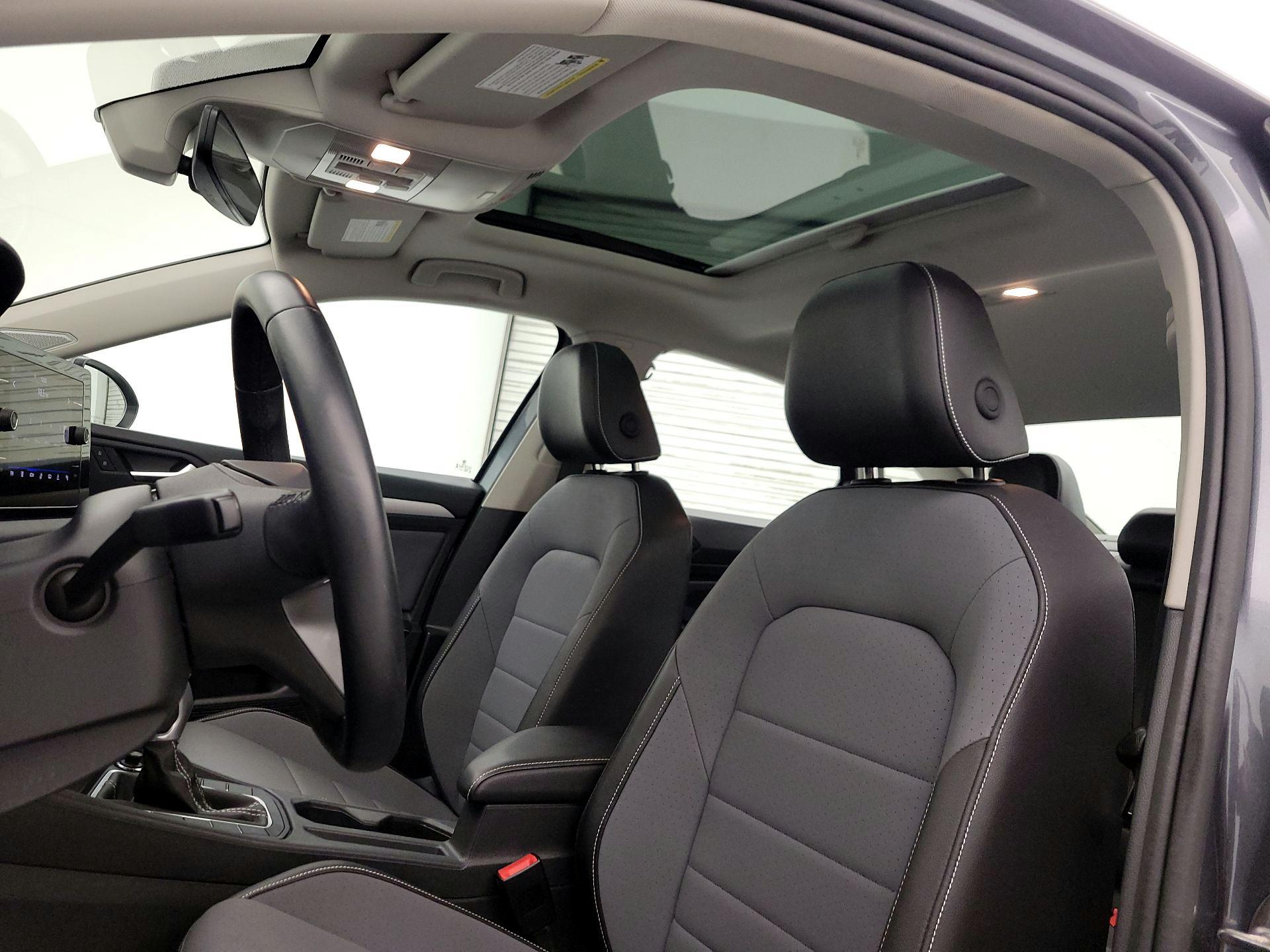 Thumbnail: 2025 Volkswagen Jetta - 19