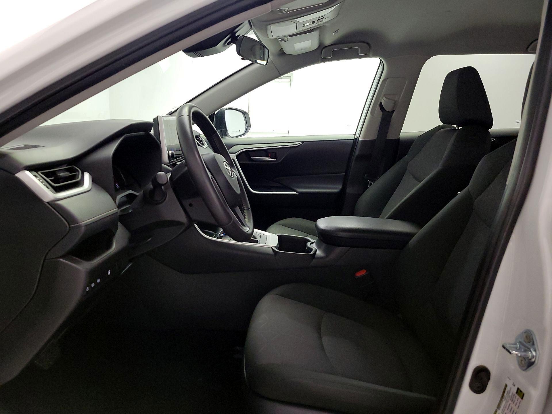 Thumbnail: 2025 Toyota RAV4 - 11