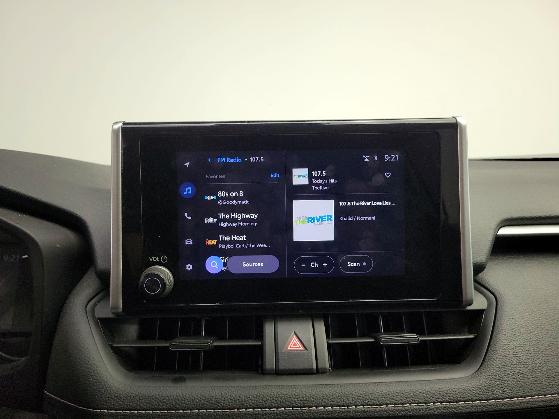 Thumbnail: 2025 Toyota RAV4 - 15