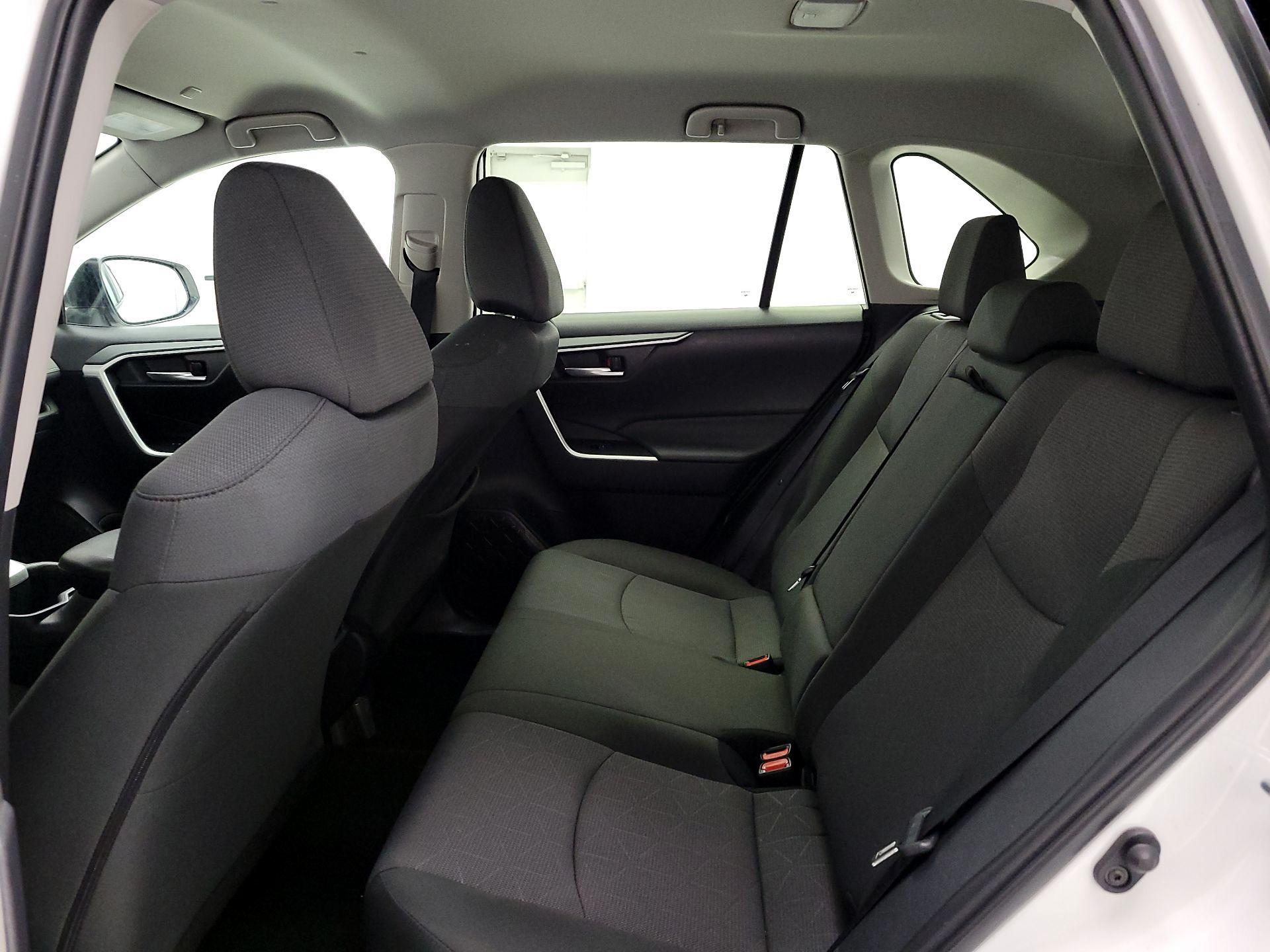 Thumbnail: 2025 Toyota RAV4 - 19